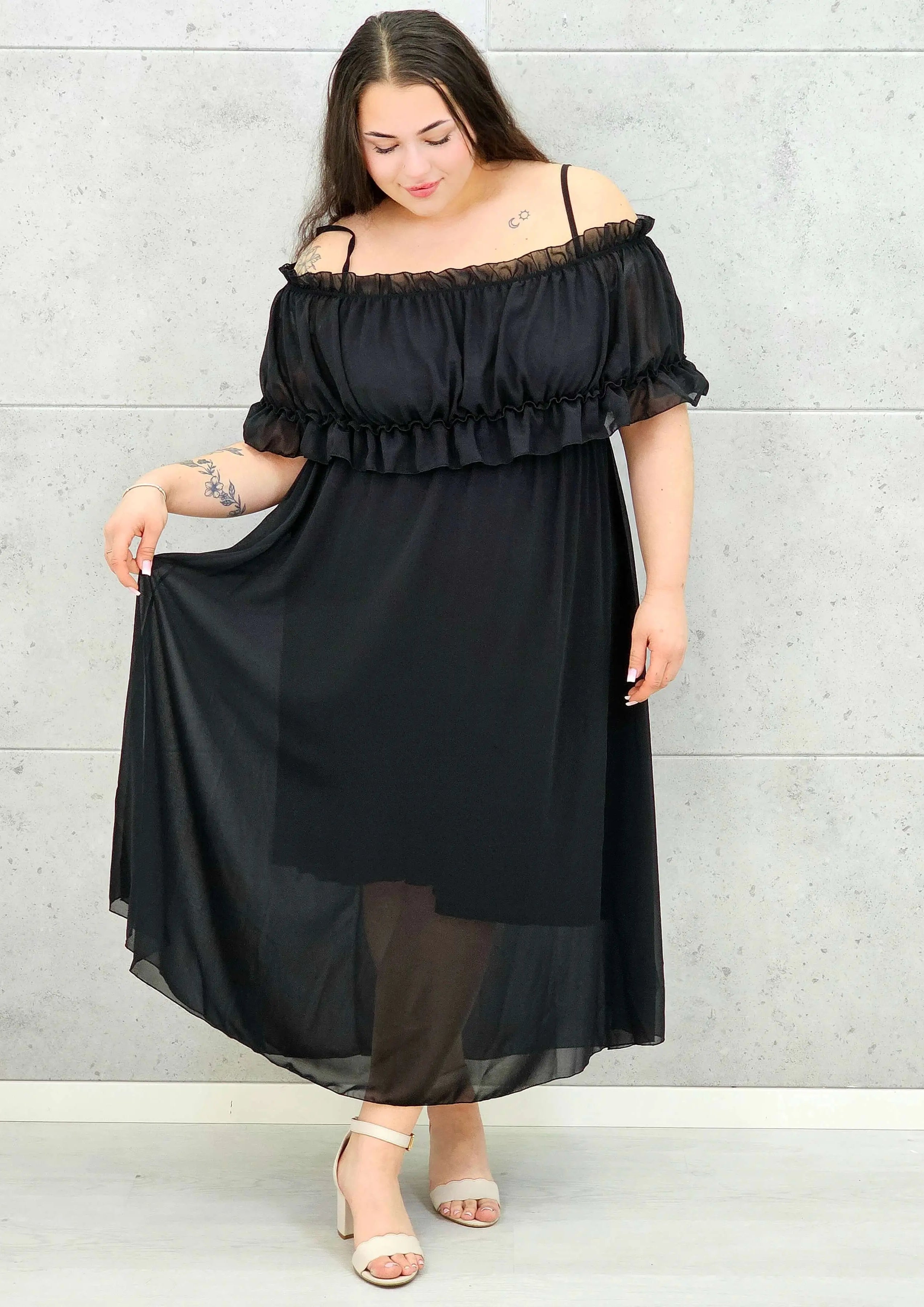 Sukienka plus size midi z falbaną i ramiączkami Stylowa XL