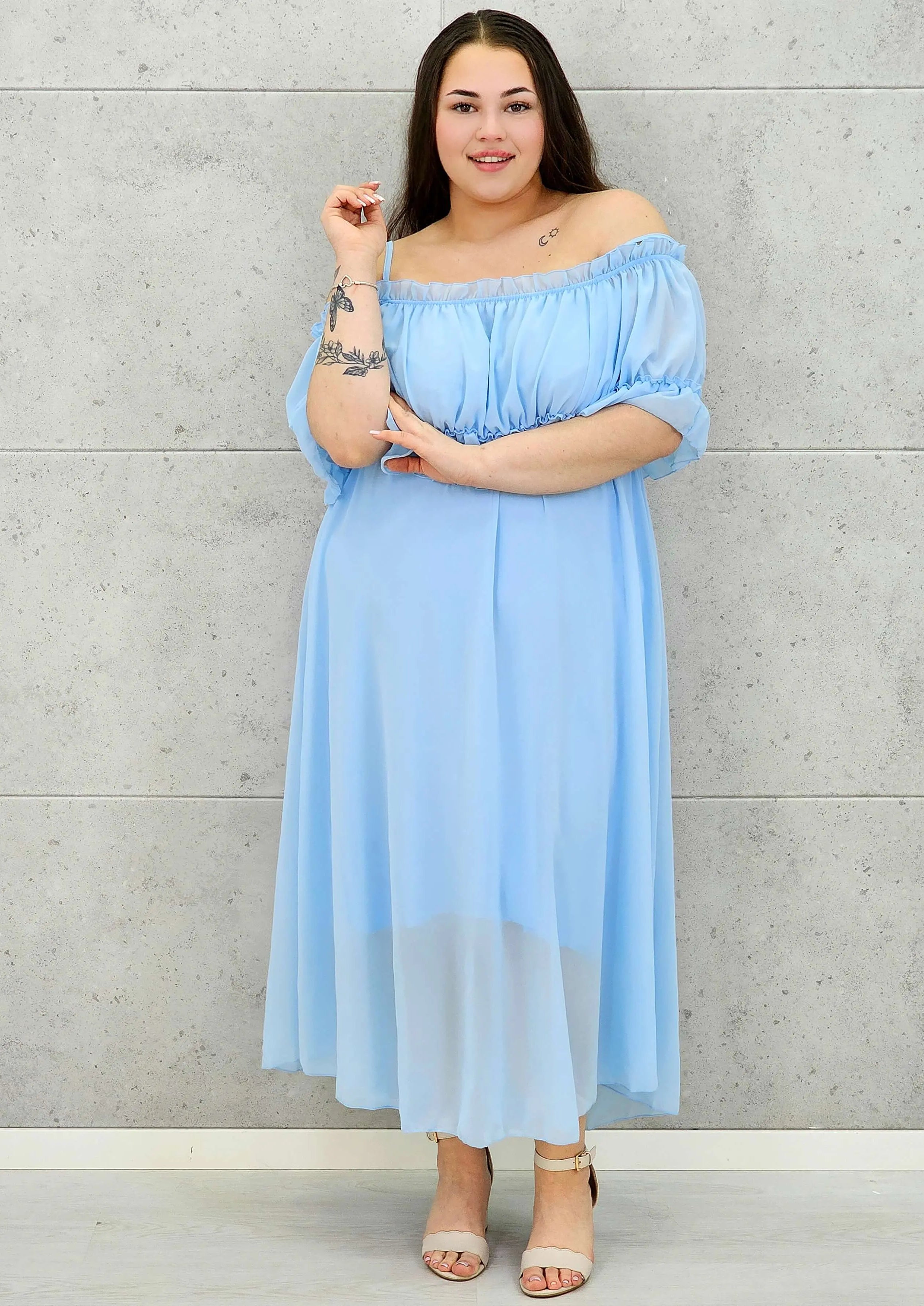 Sukienka plus size midi z falbaną i ramiączkami Stylowa XL