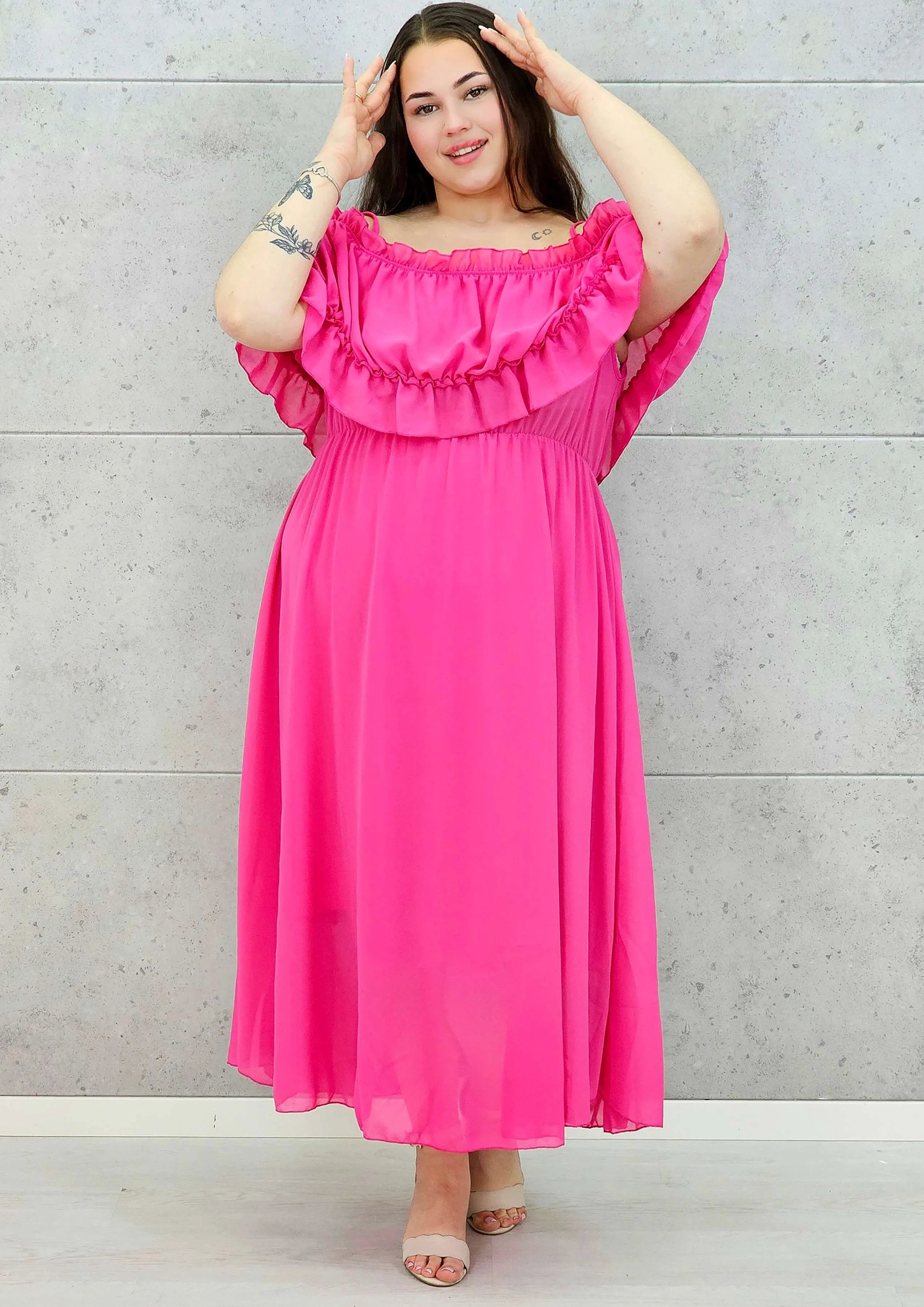 Sukienka plus size midi z falbaną i ramiączkami Stylowa XL