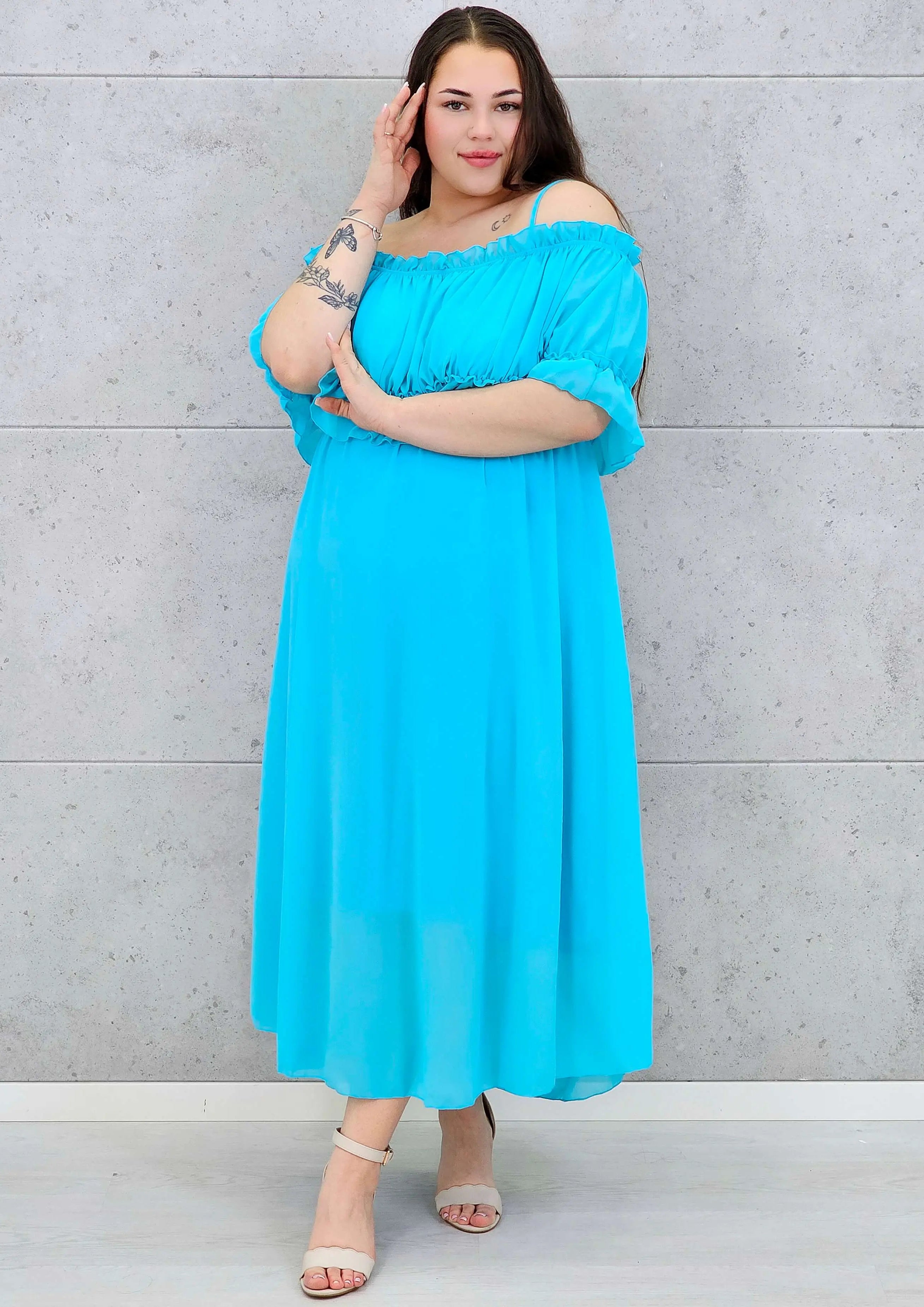 Sukienka plus size midi z falbaną i ramiączkami Stylowa XL