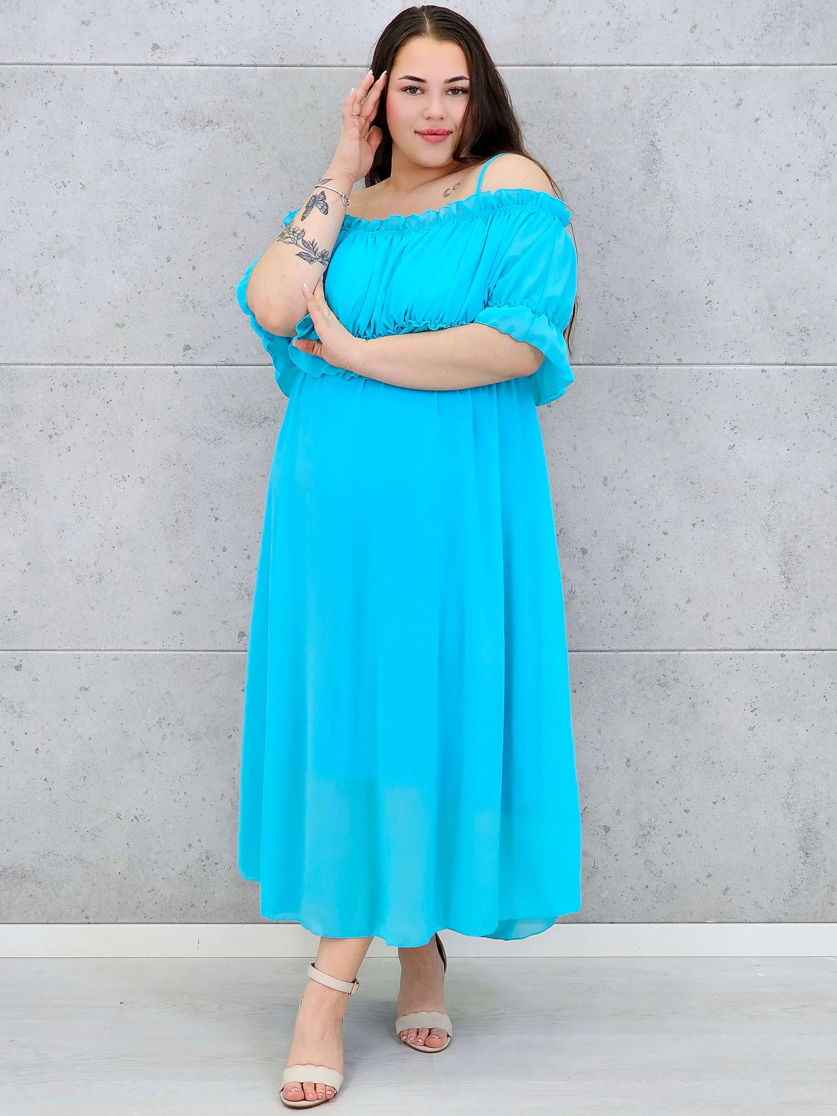 Sukienka plus size midi z falbaną i ramiączkami Stylowa XL