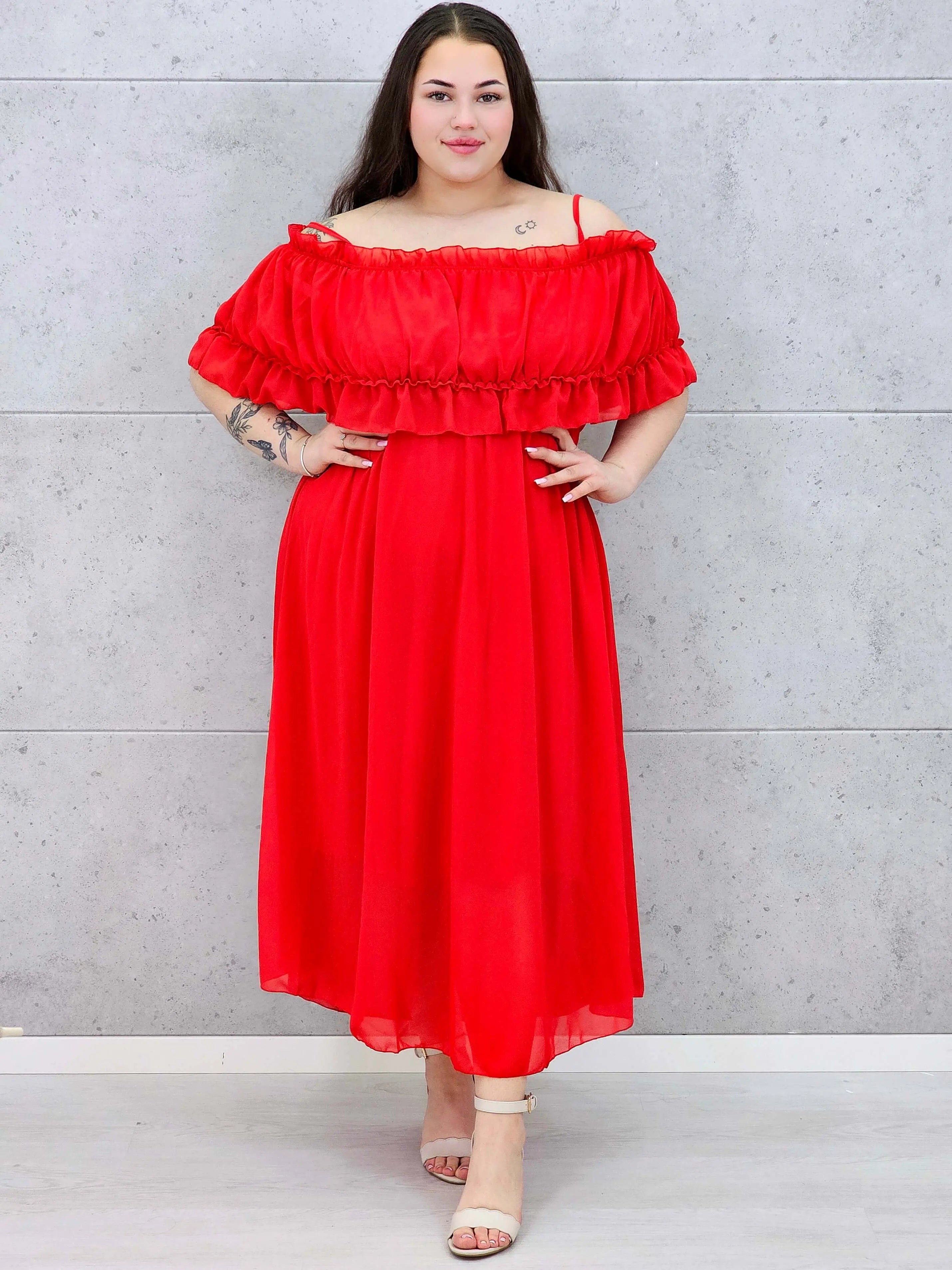 Sukienka plus size midi z falbaną i ramiączkami Stylowa XL