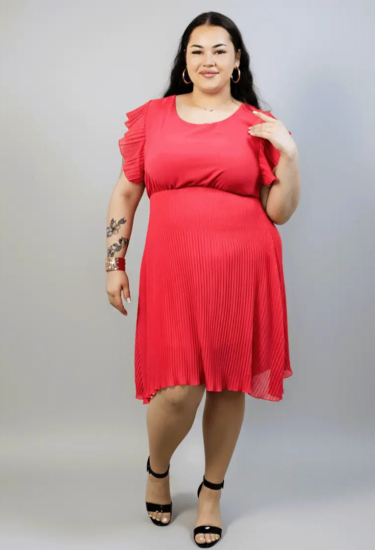 Sukienka plus size plisowana z falbankowym rękawem Stylowa XL