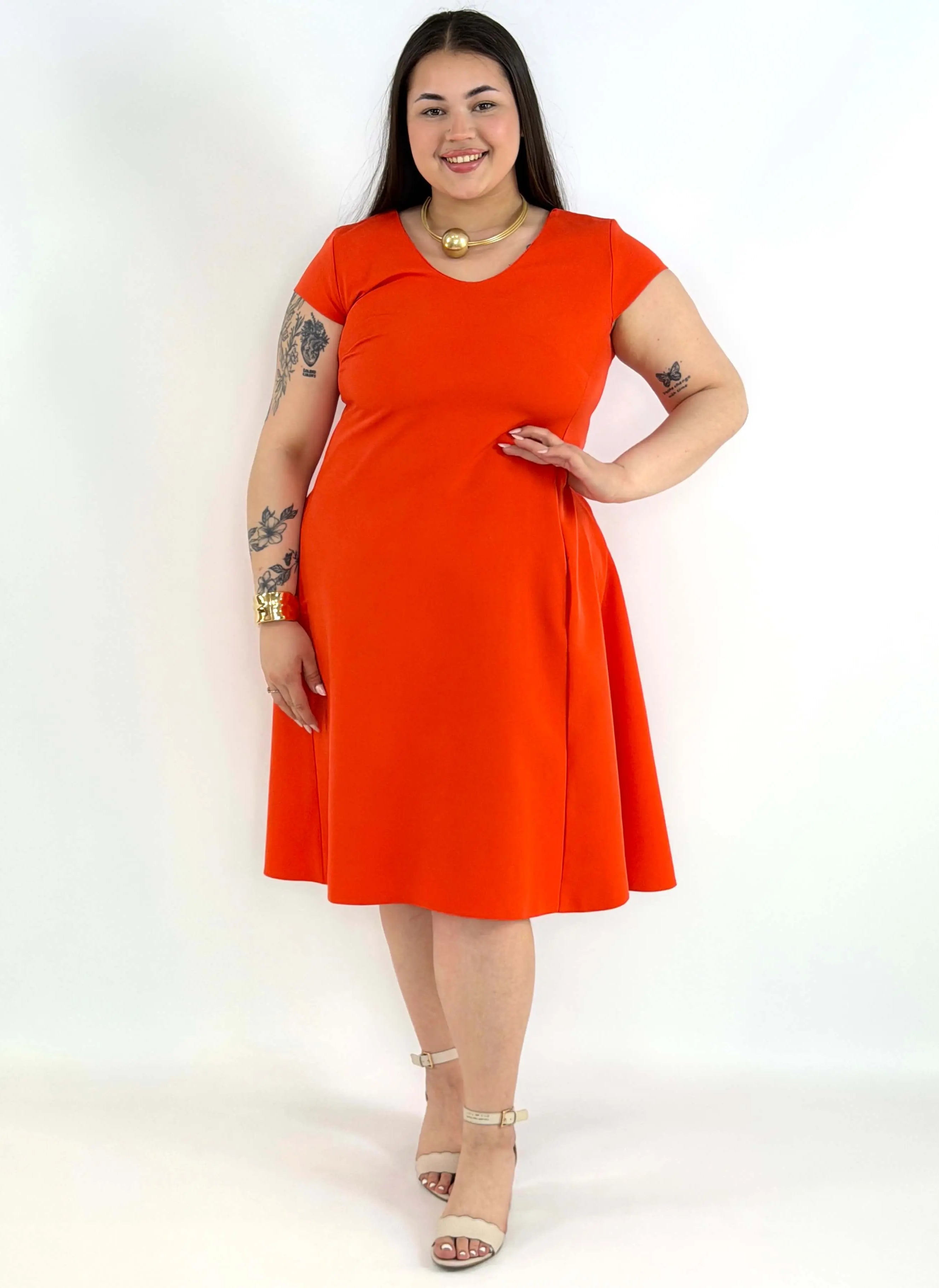 Sukienka plus size rozkloszowana – elegancka sukienka XXL na wiosnę i lato Stylowa XL