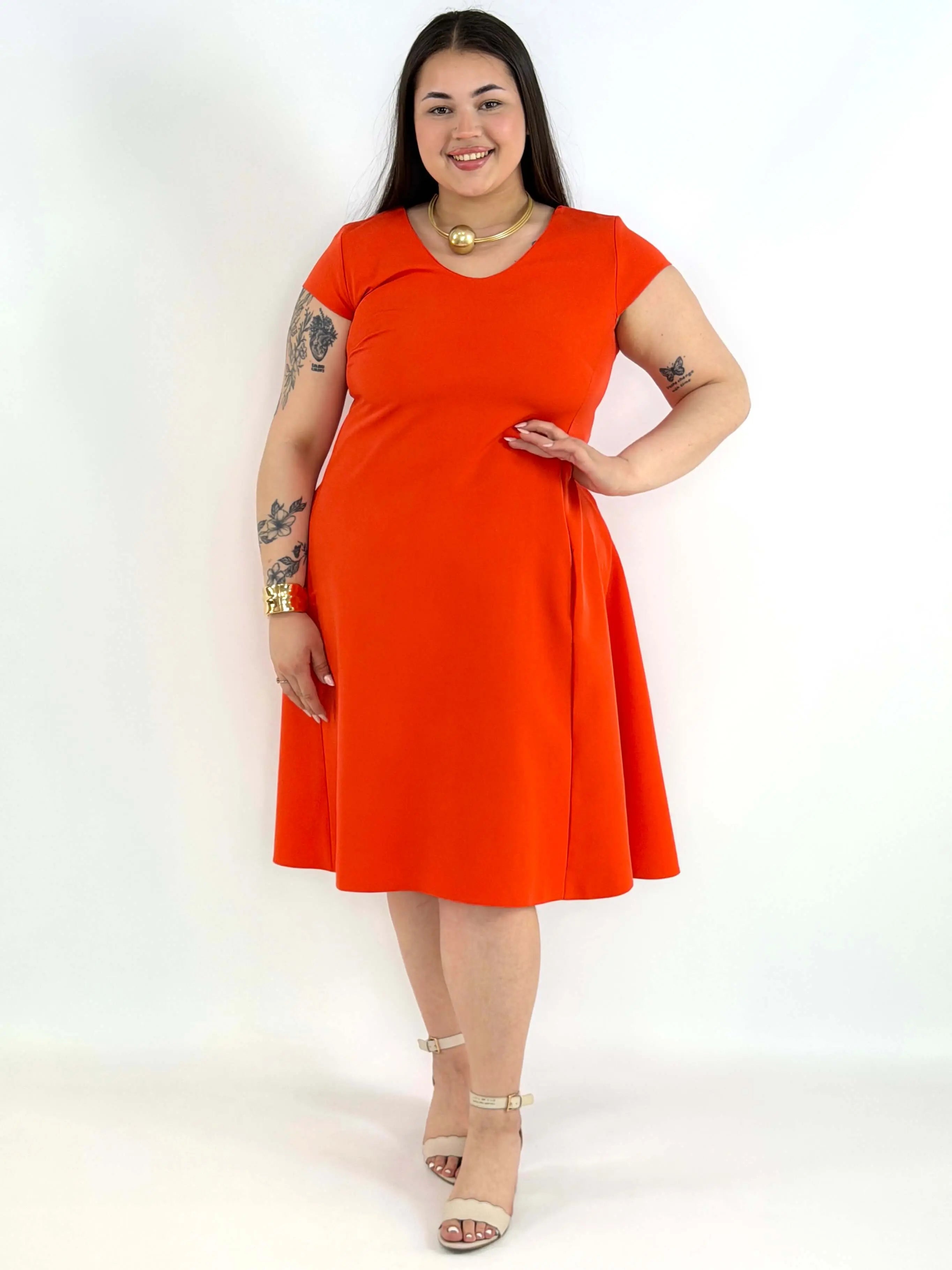Sukienka plus size rozkloszowana – elegancka sukienka XXL na wiosnę i lato Stylowa XL