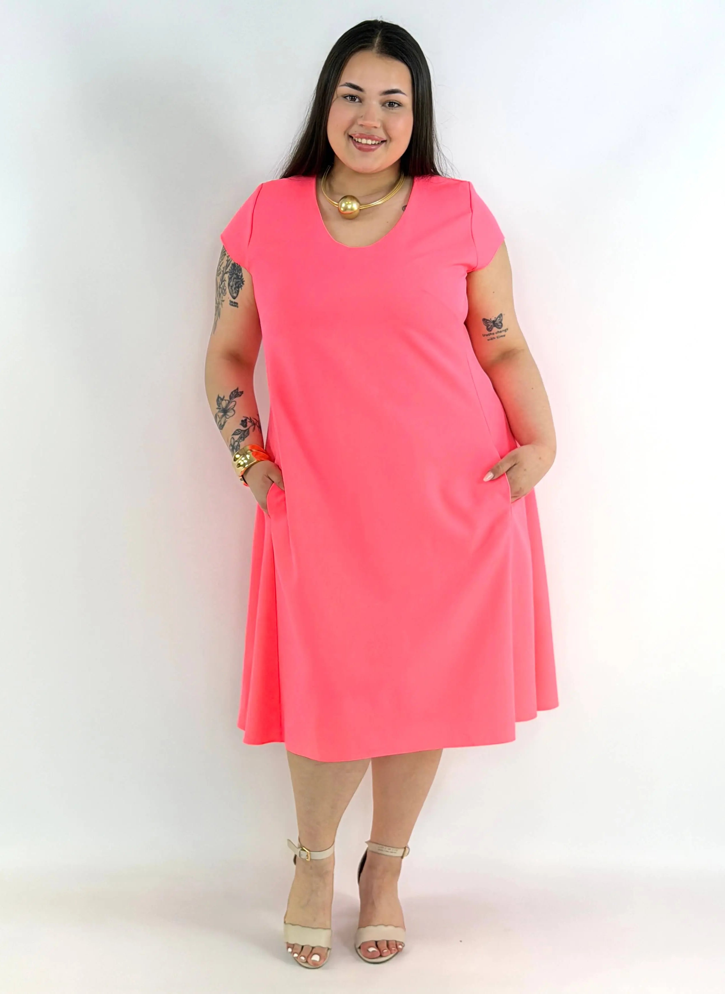 Sukienka plus size rozkloszowana – elegancka sukienka XXL na wiosnę i lato Stylowa XL