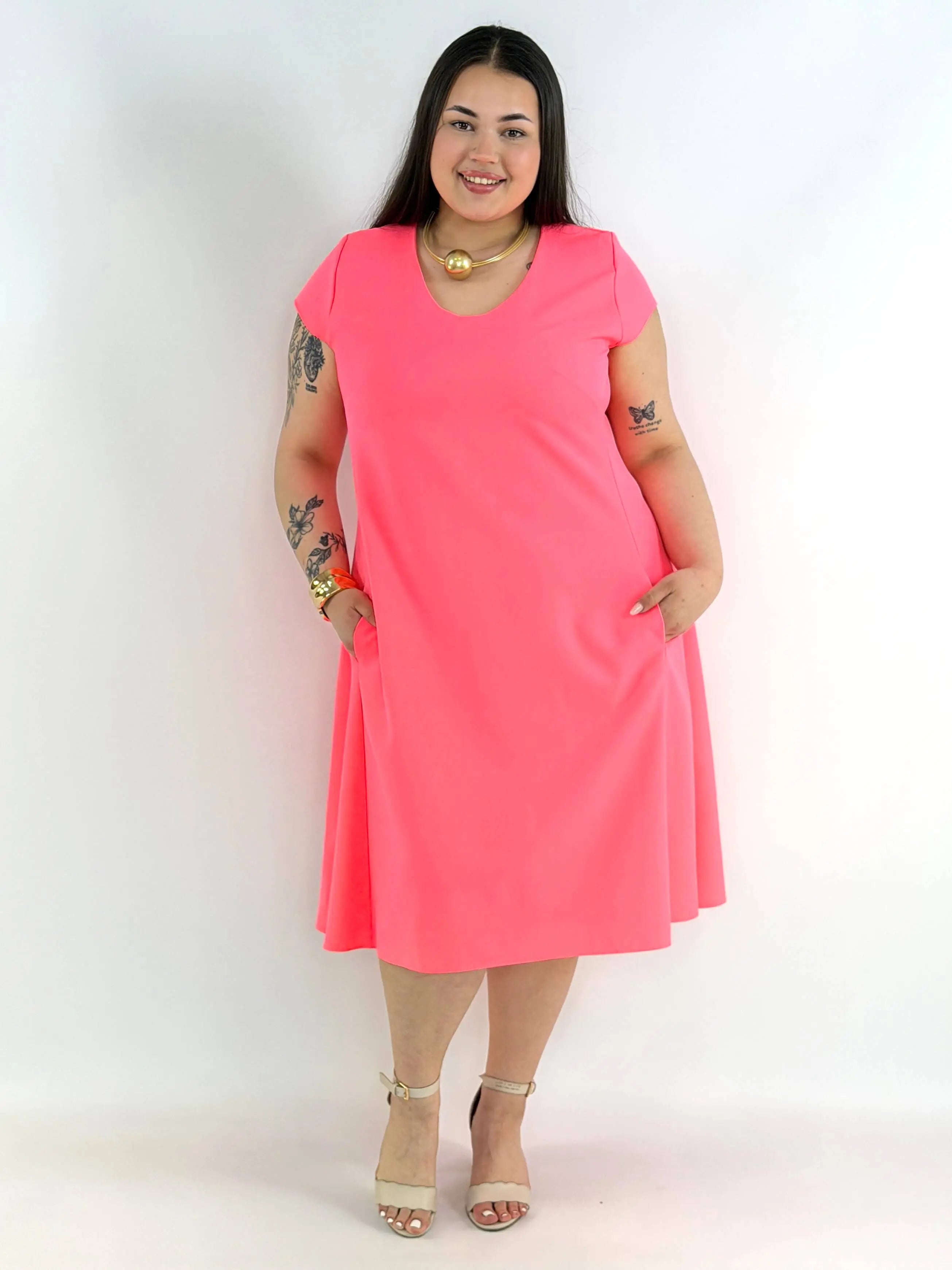 Sukienka plus size rozkloszowana – elegancka sukienka XXL na wiosnę i lato Stylowa XL