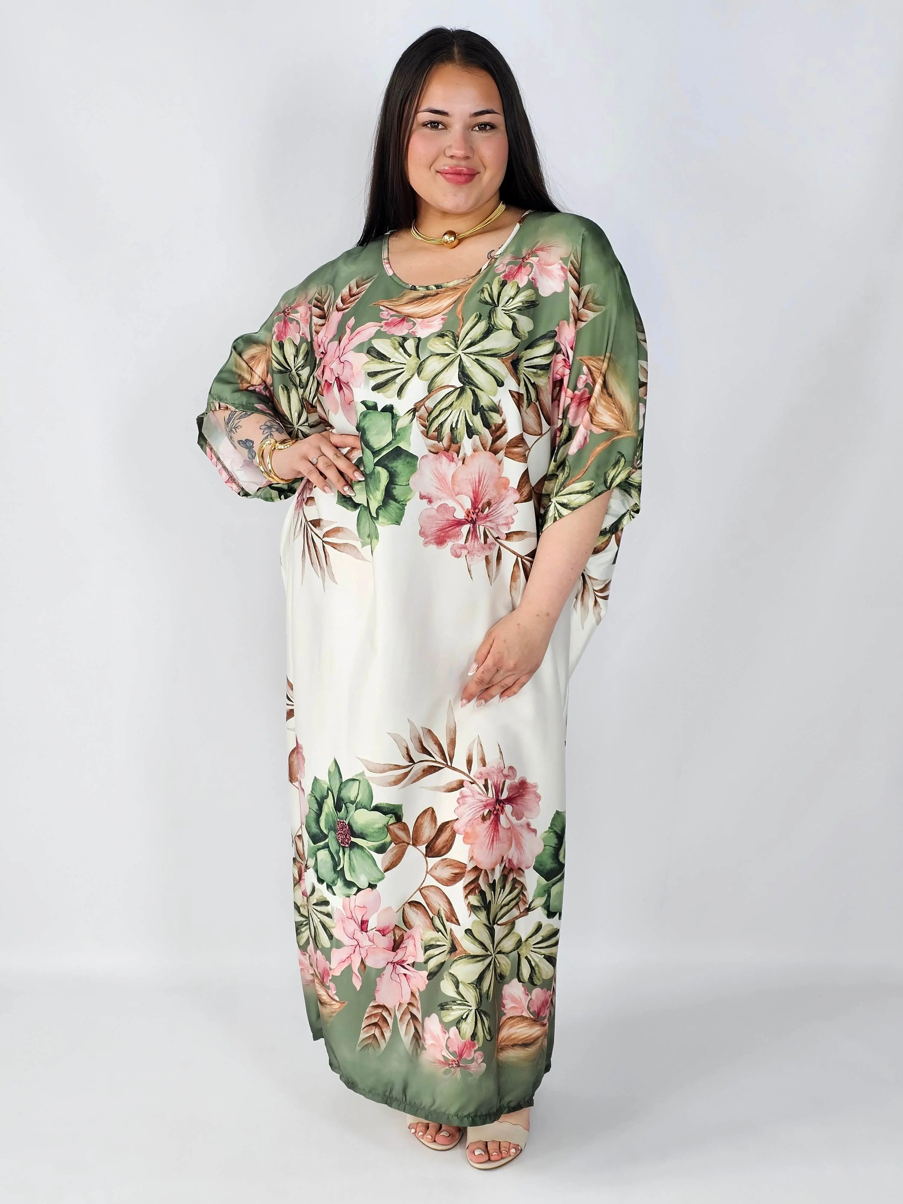 Sukienka plus size satynowa – elegancka sukienka XXL z połyskiem Stylowa XL