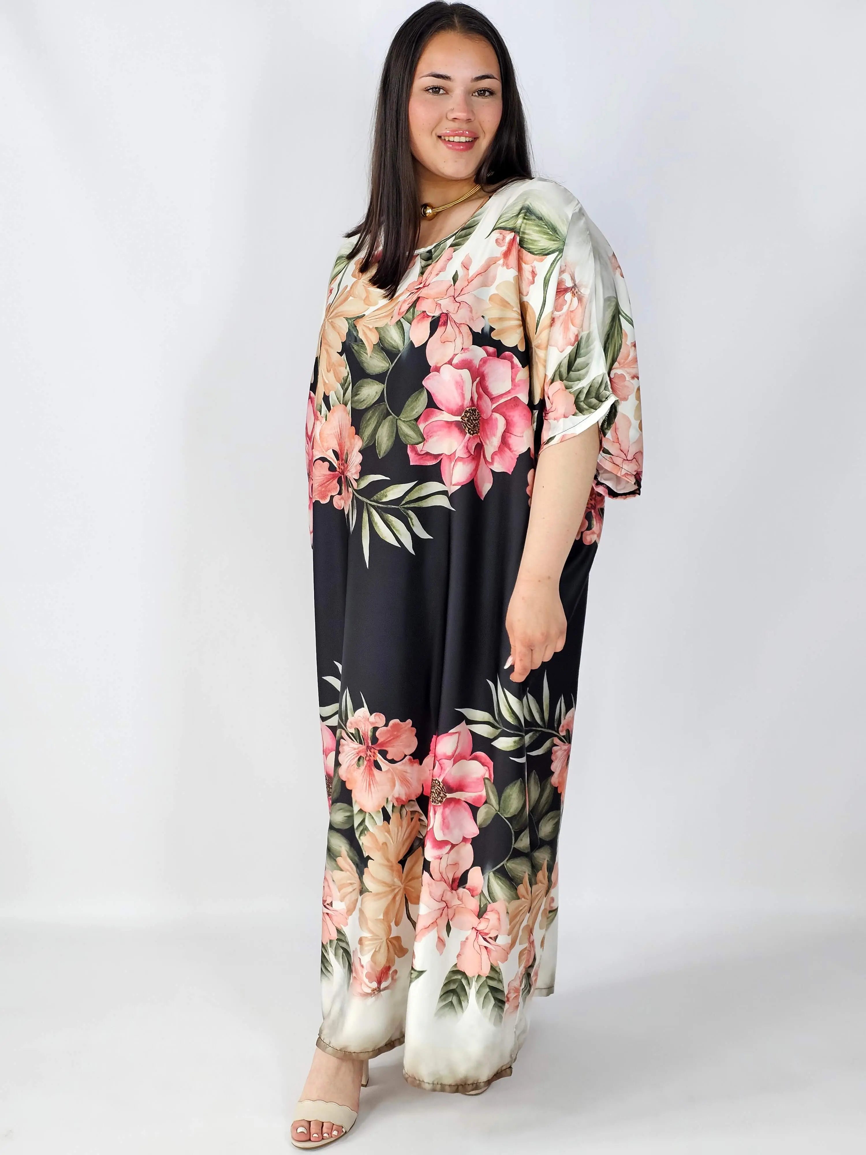 Sukienka plus size satynowa – elegancka sukienka XXL z połyskiem Stylowa XL