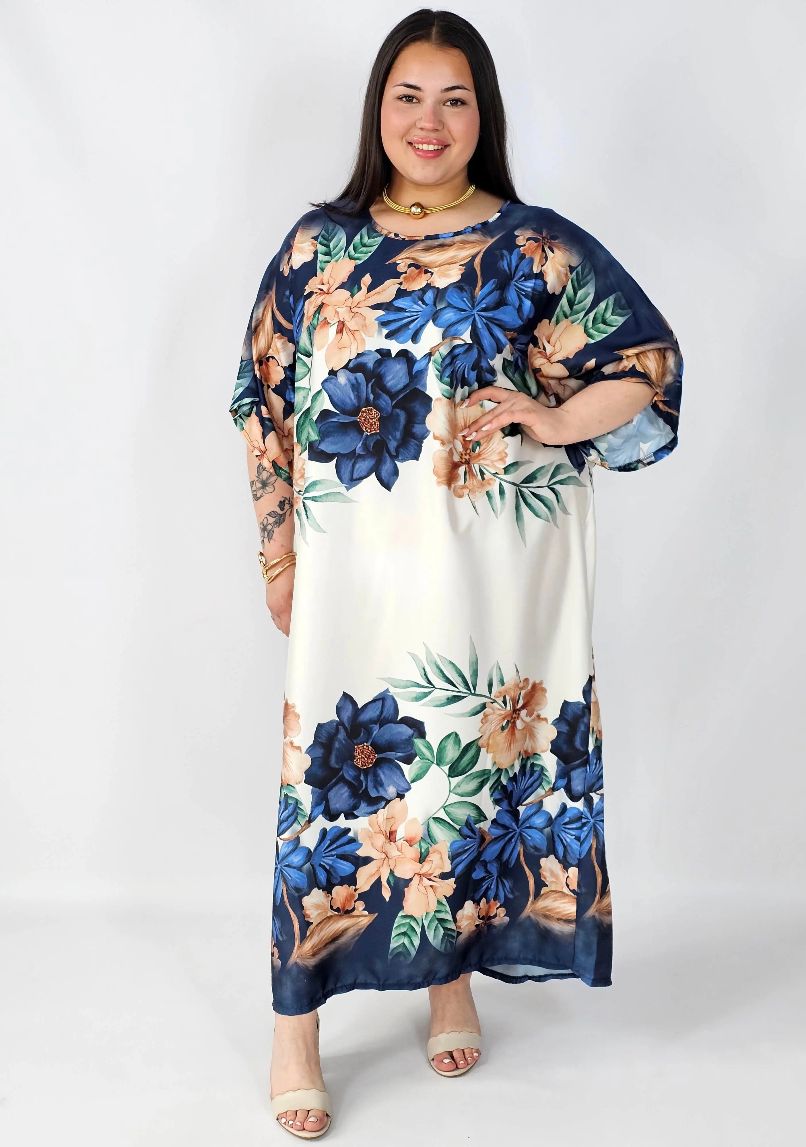 Sukienka plus size satynowa – elegancka sukienka XXL z połyskiem Stylowa XL