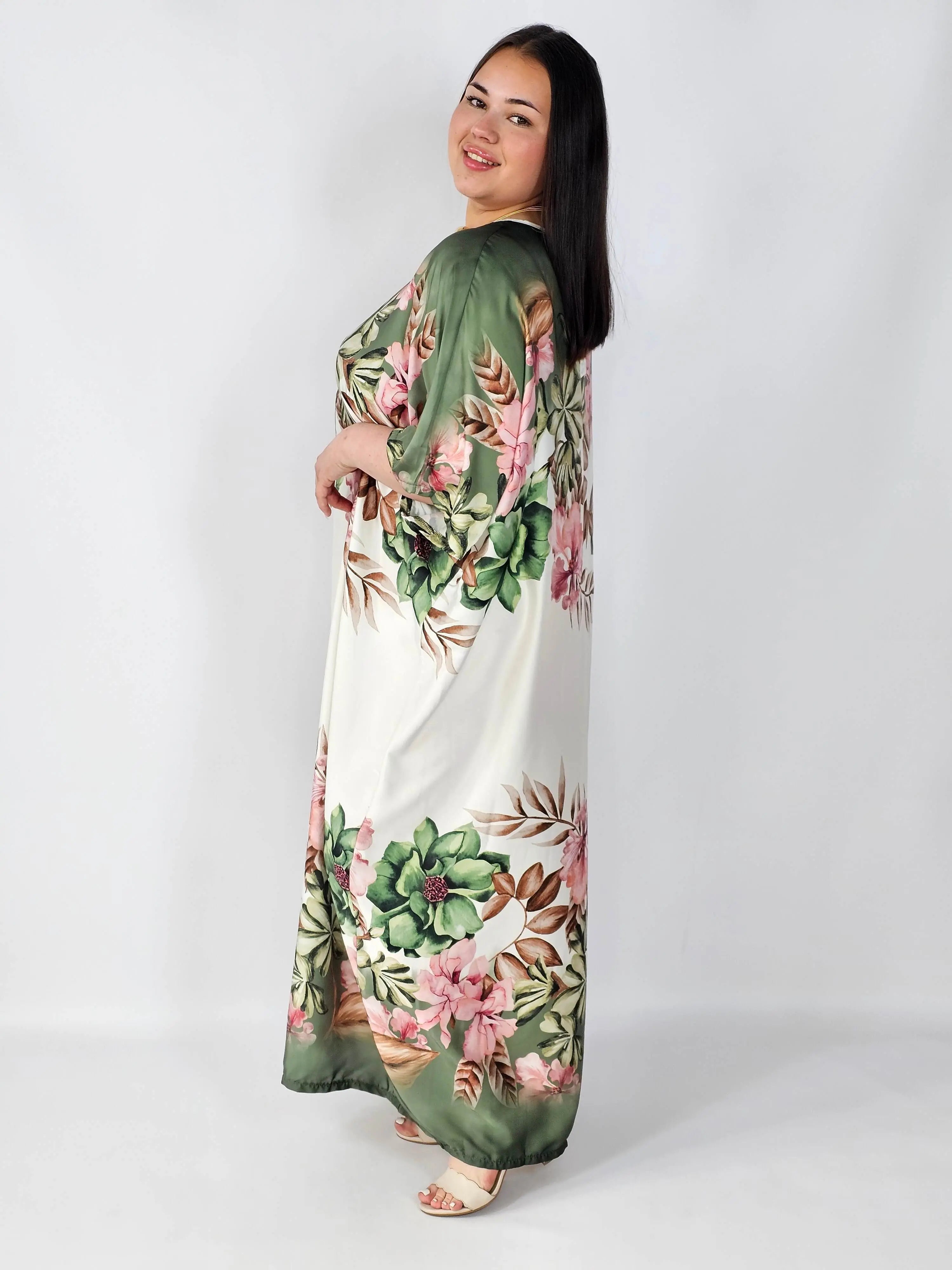 Sukienka plus size satynowa – elegancka sukienka XXL z połyskiem Stylowa XL