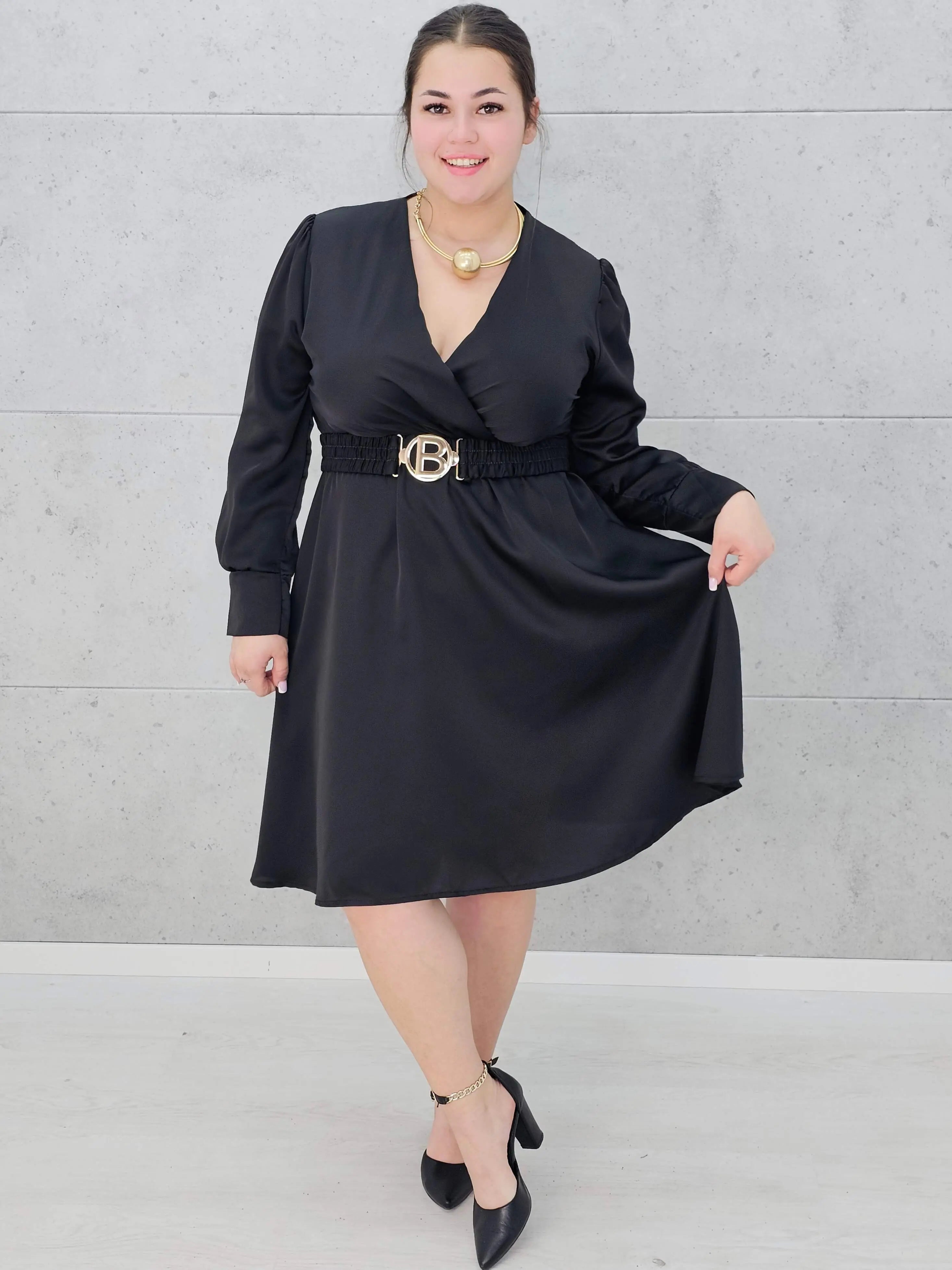 Sukienka plus size satynowa z paskiem – elegancja i pewność siebie na każdą okazję Stylowa XL