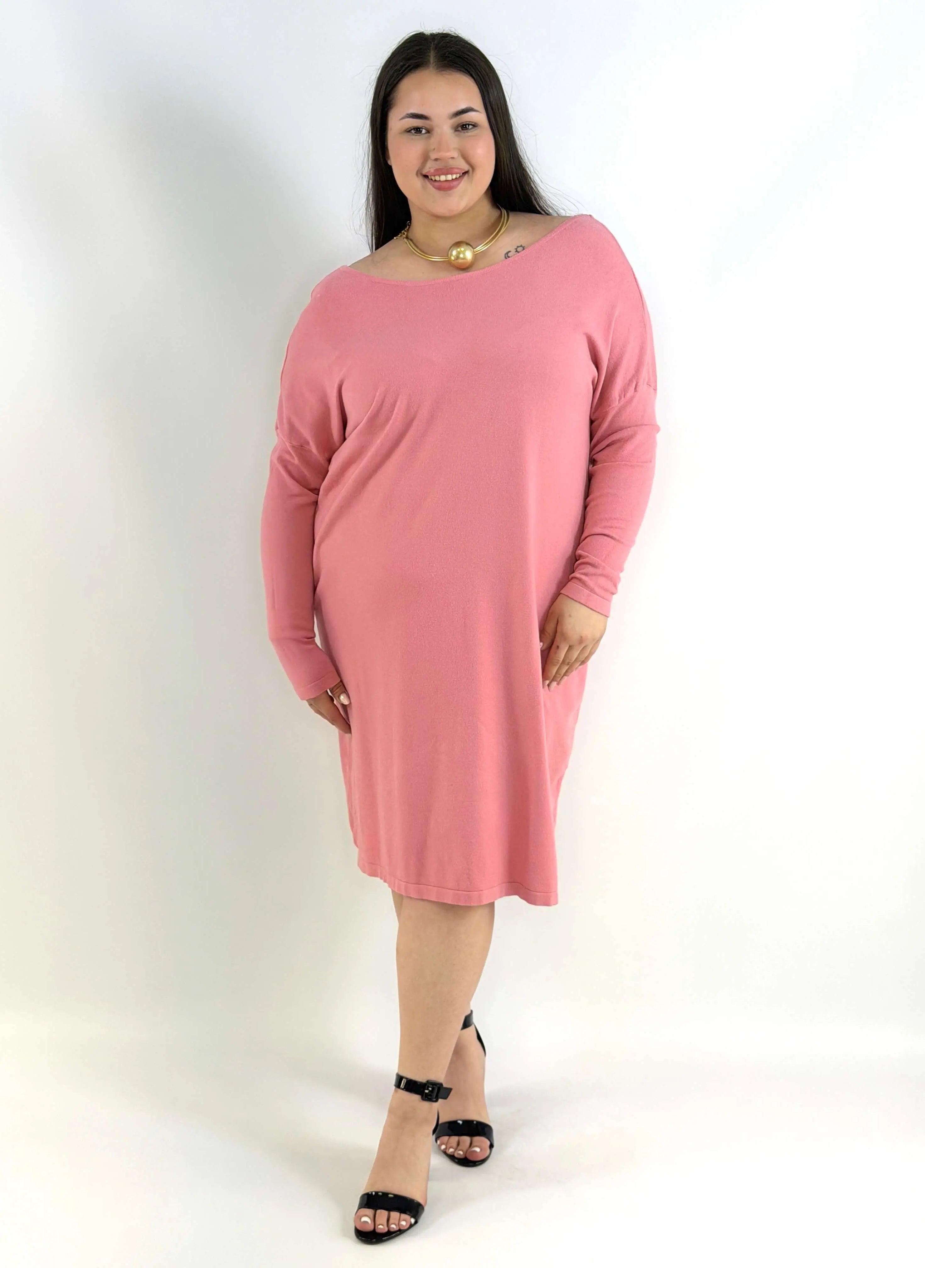 Sukienka plus size sweterkowa różowa – wygodna sukienka XXL na co dzień Stylowa XL