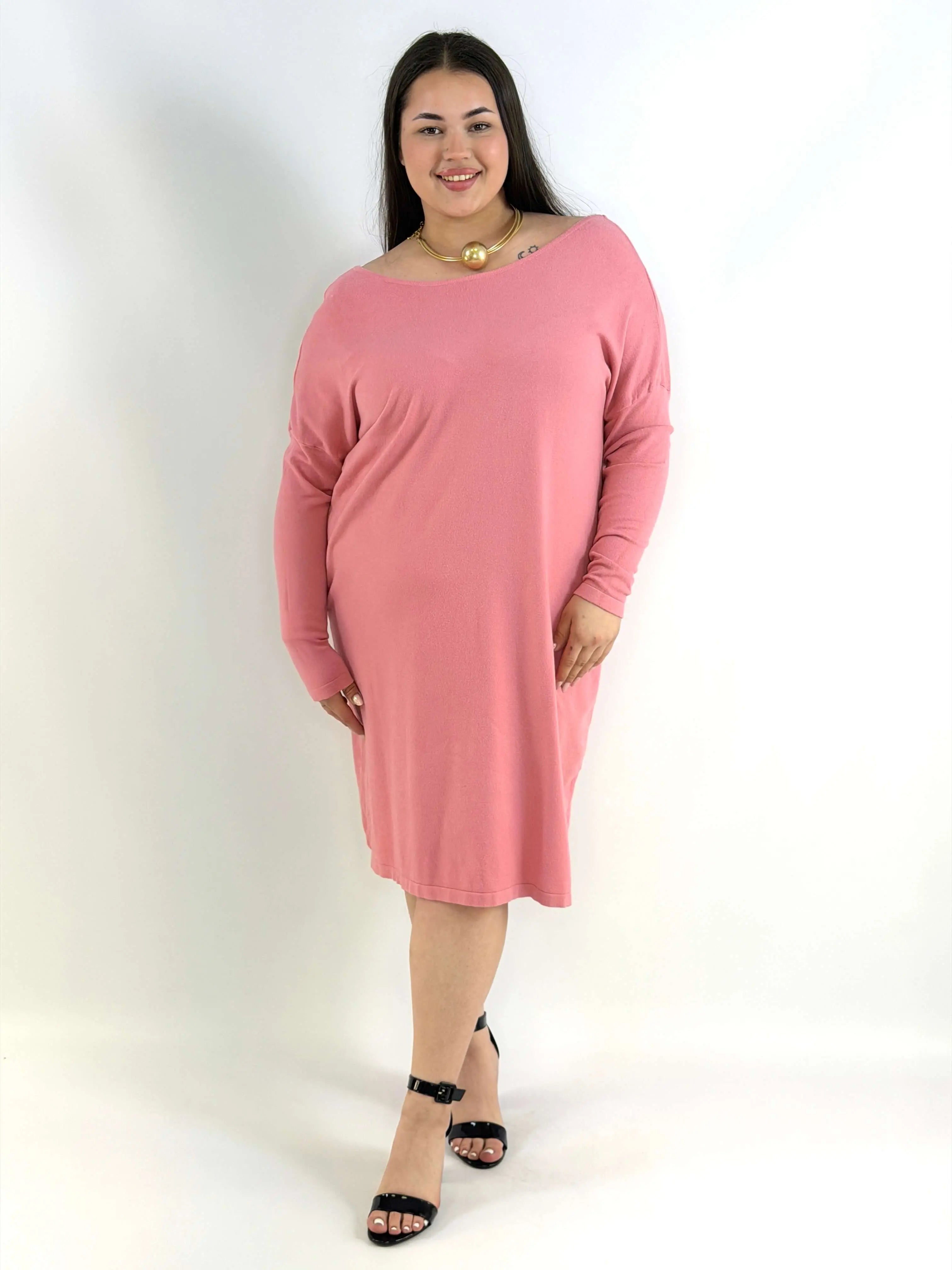 Sukienka plus size sweterkowa różowa – wygodna sukienka XXL na co dzień Stylowa XL
