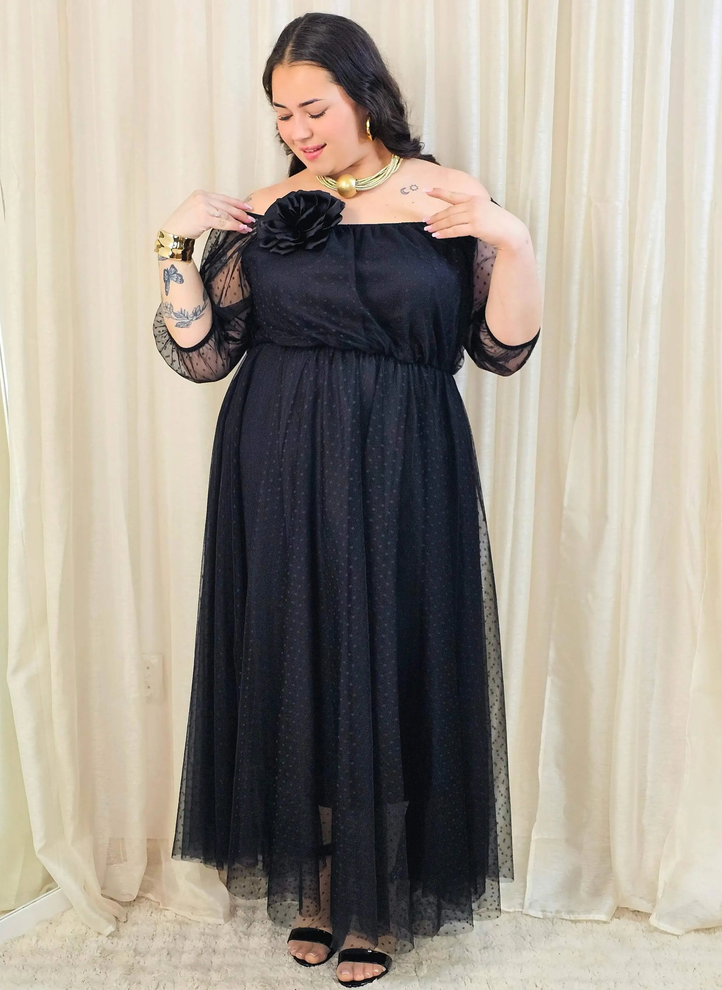 Sukienka plus size tiulowa maxi z dekoltem hiszpanka – elegancka sukienka XXL Stylowa XL Stylowa XL