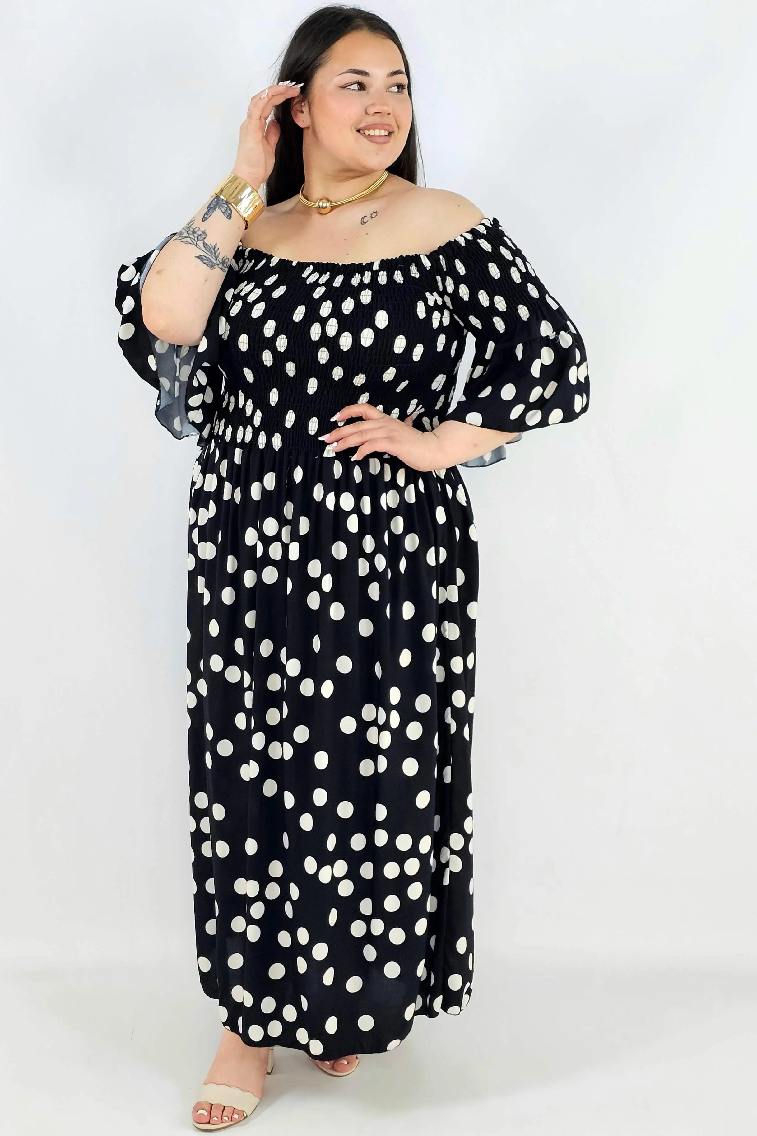 Sukienka plus size w groszki XXL – elegancka hiszpanka na komunię i wesele Stylowa XL
