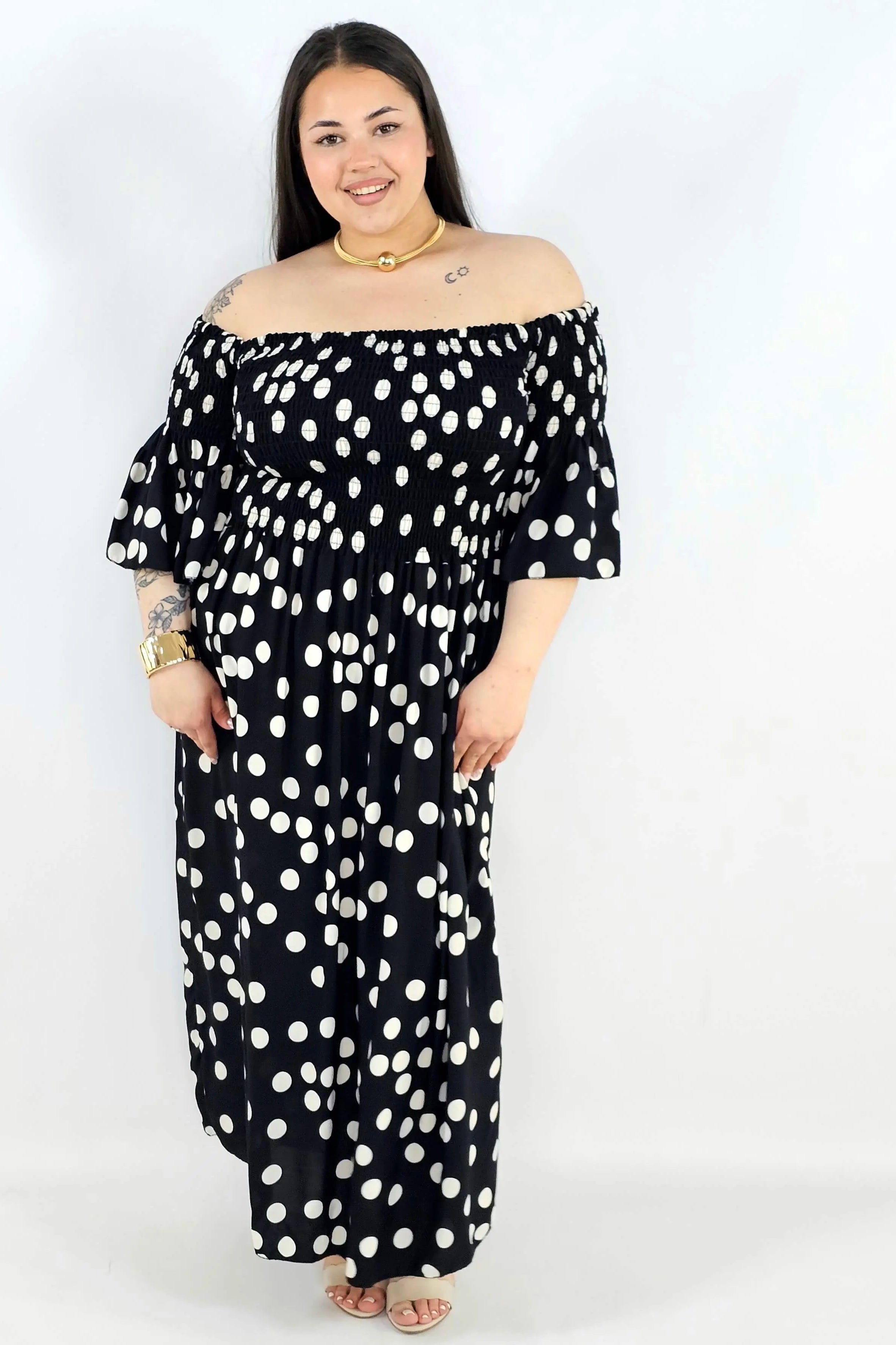 Sukienka plus size w groszki XXL – elegancka hiszpanka na komunię i wesele Stylowa XL
