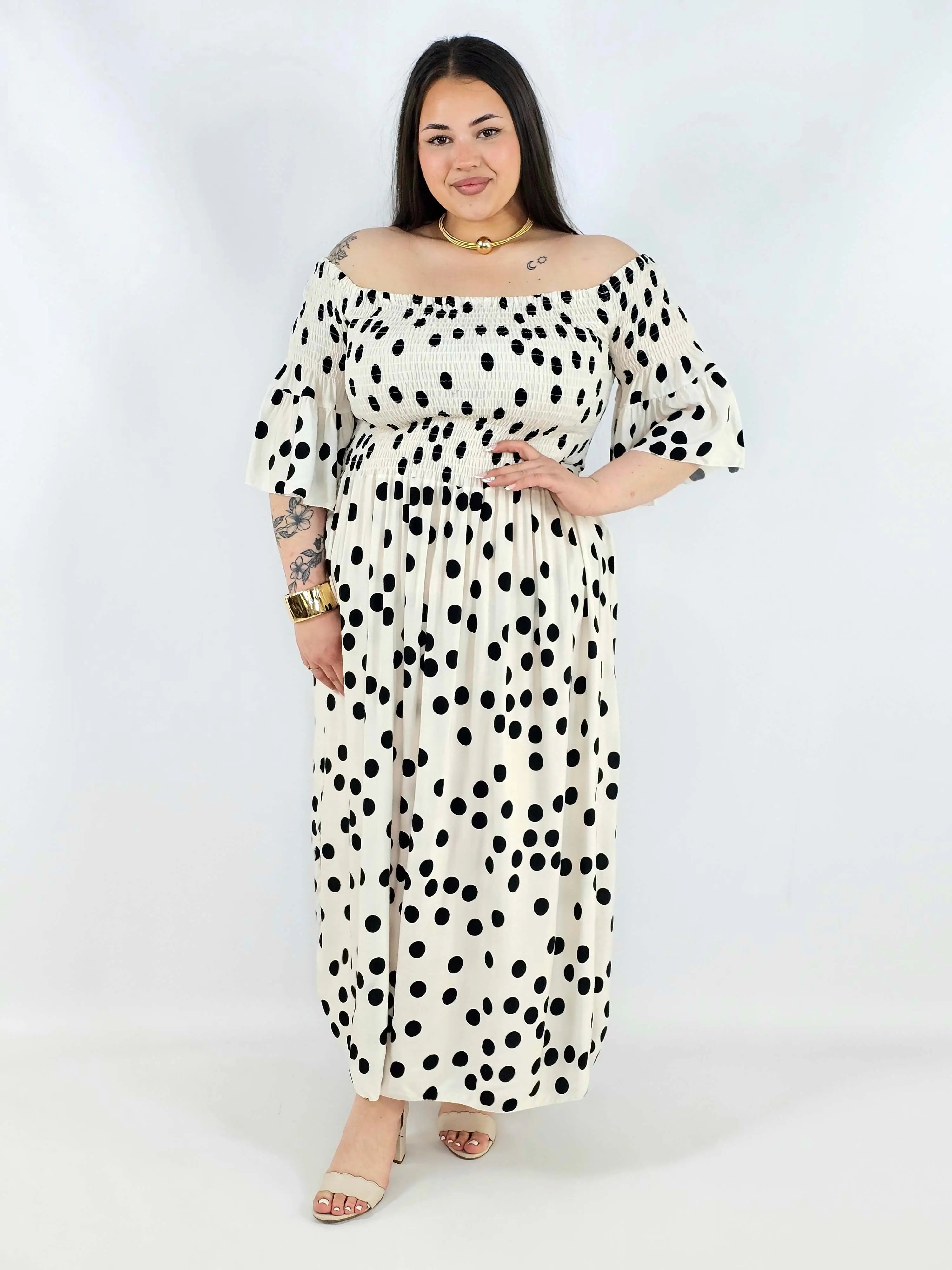 Sukienka plus size w groszki XXL – elegancka hiszpanka na komunię i wesele Stylowa XL