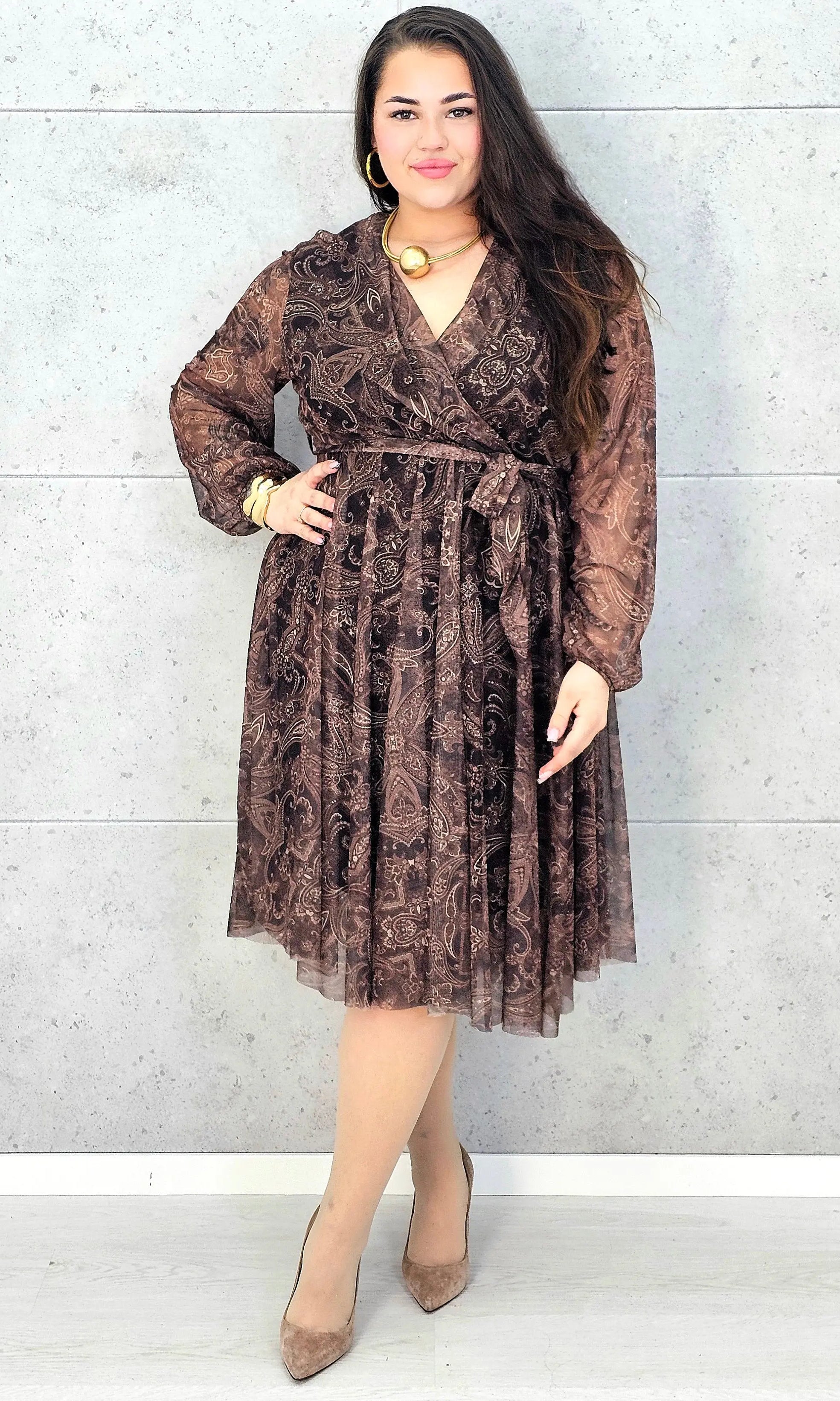 Sukienka plus size w orientalny wzór – elegancja i lekkość dla kobiet XXL Stylowa XL