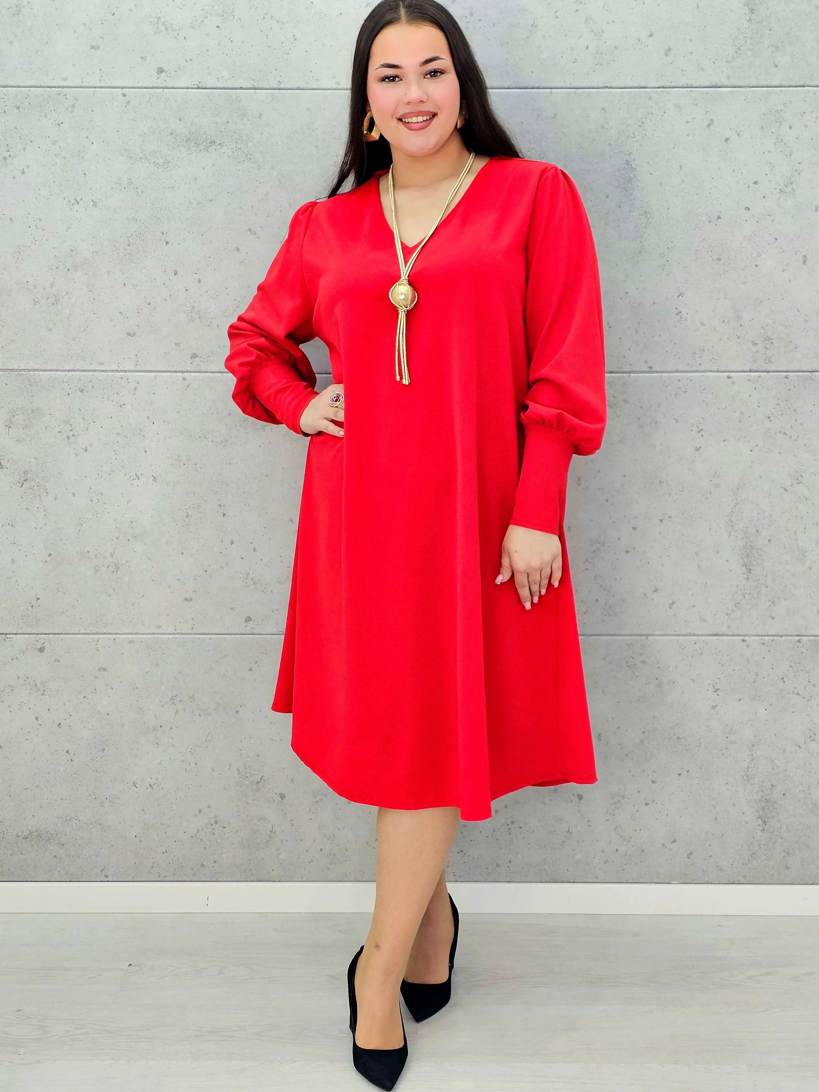 Sukienka plus size z dekoltem V – czarna, bordowa i czerwona Stylowa XL - Stylowa XL