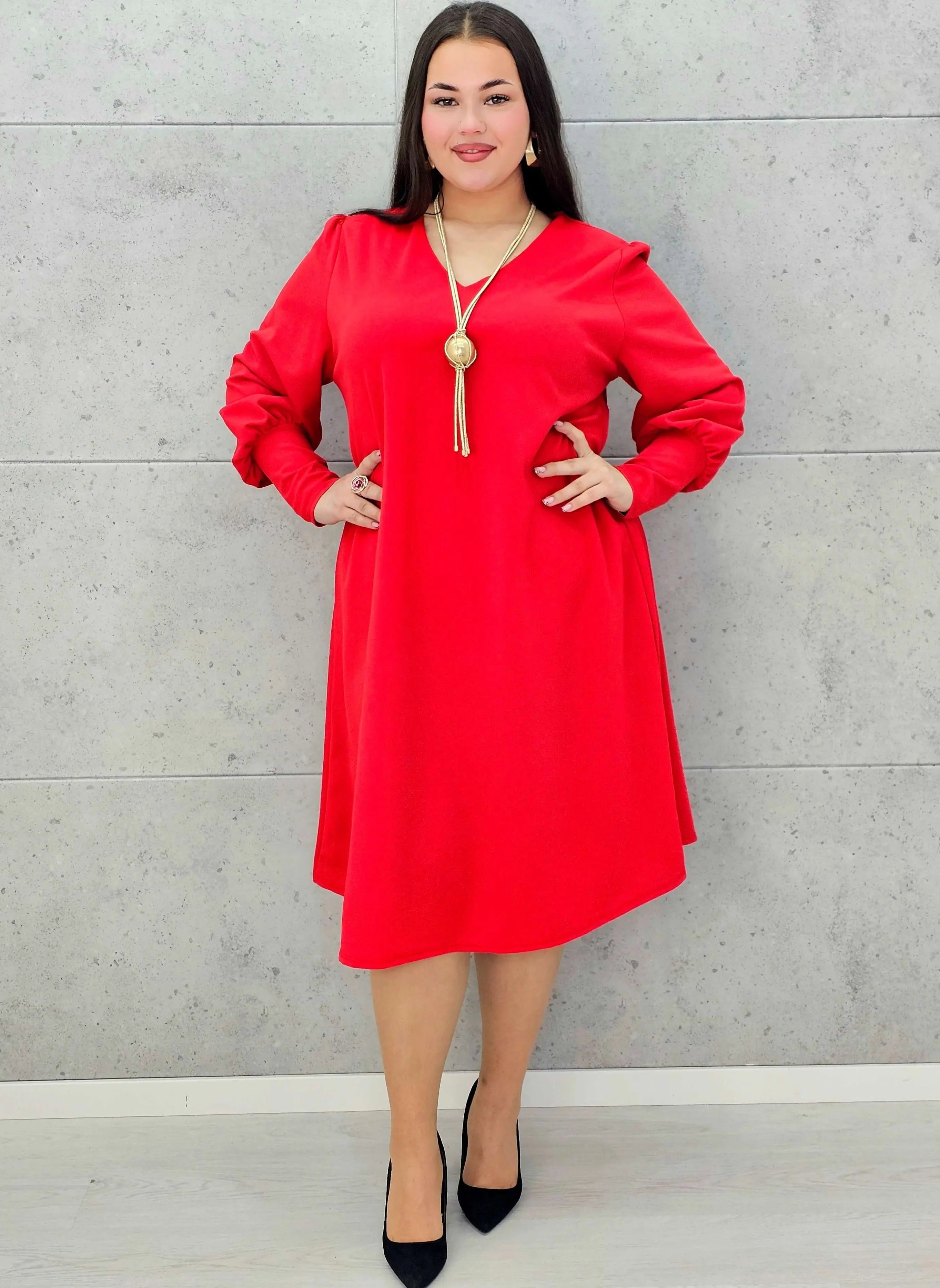 Sukienka plus size z dekoltem V – czarna, bordowa i czerwona Stylowa XL - Stylowa XL