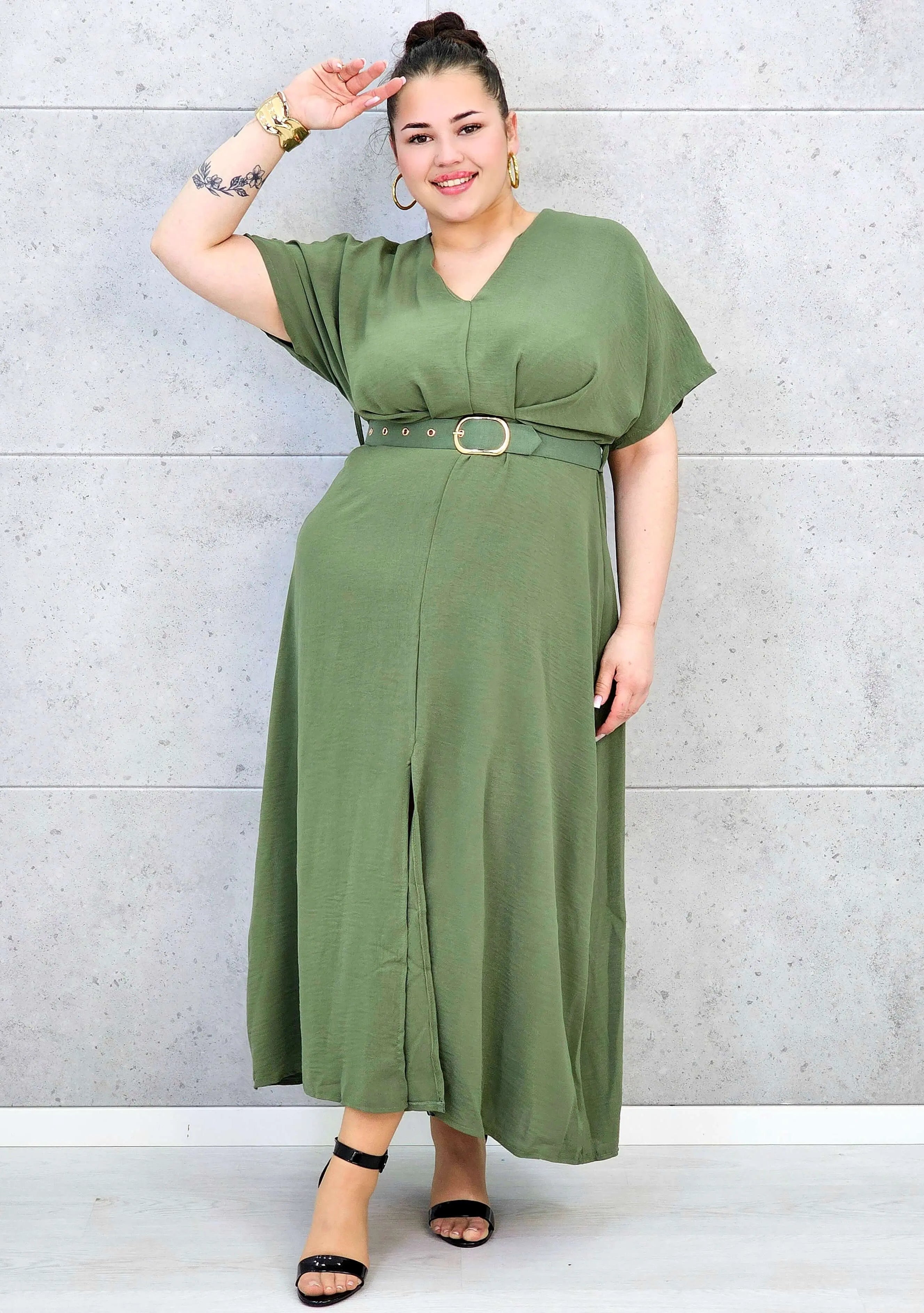 Sukienka plus size z dekoltem V i paskiem w talii Stylowa XL