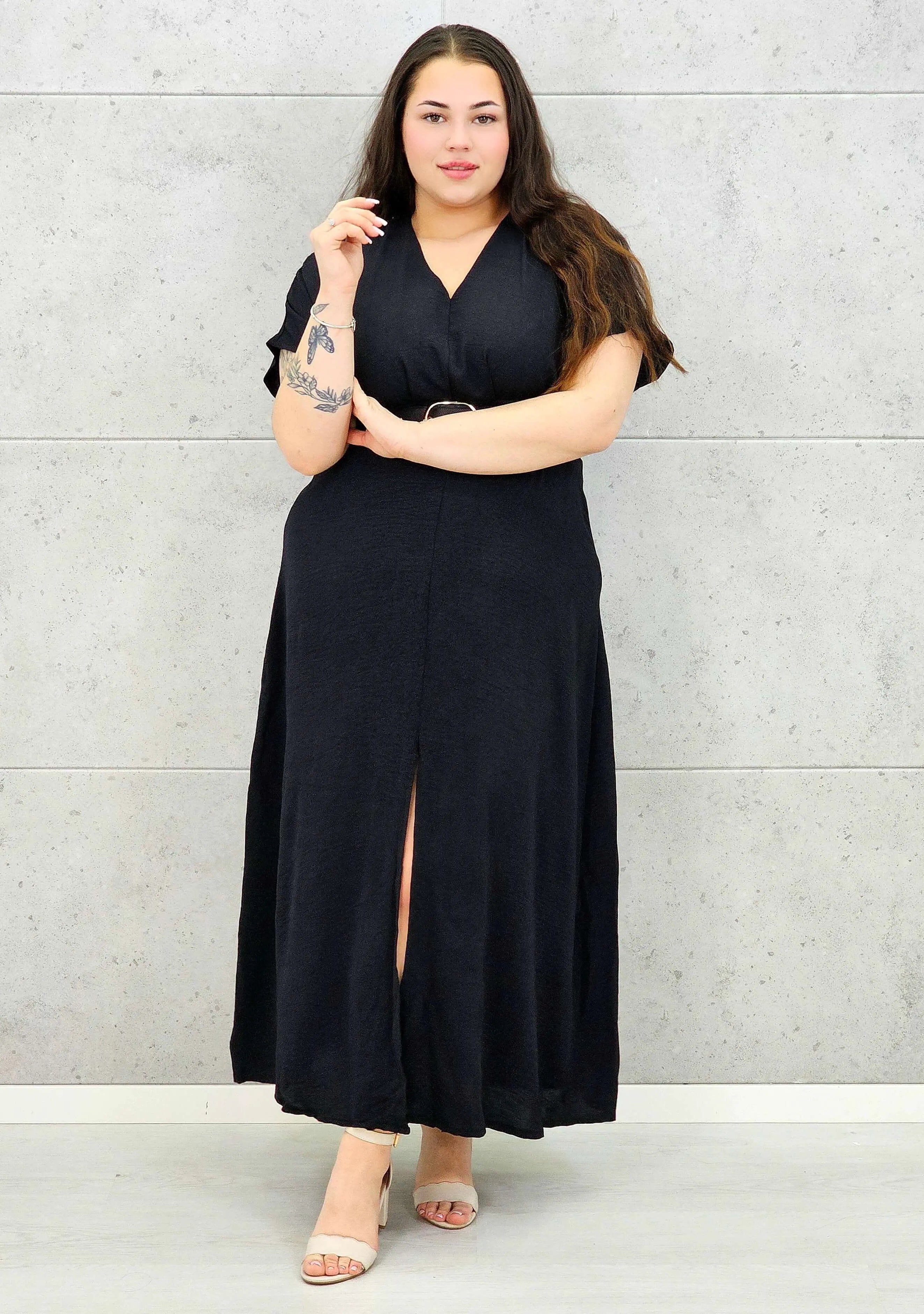 Sukienka plus size z dekoltem V i paskiem w talii Stylowa XL