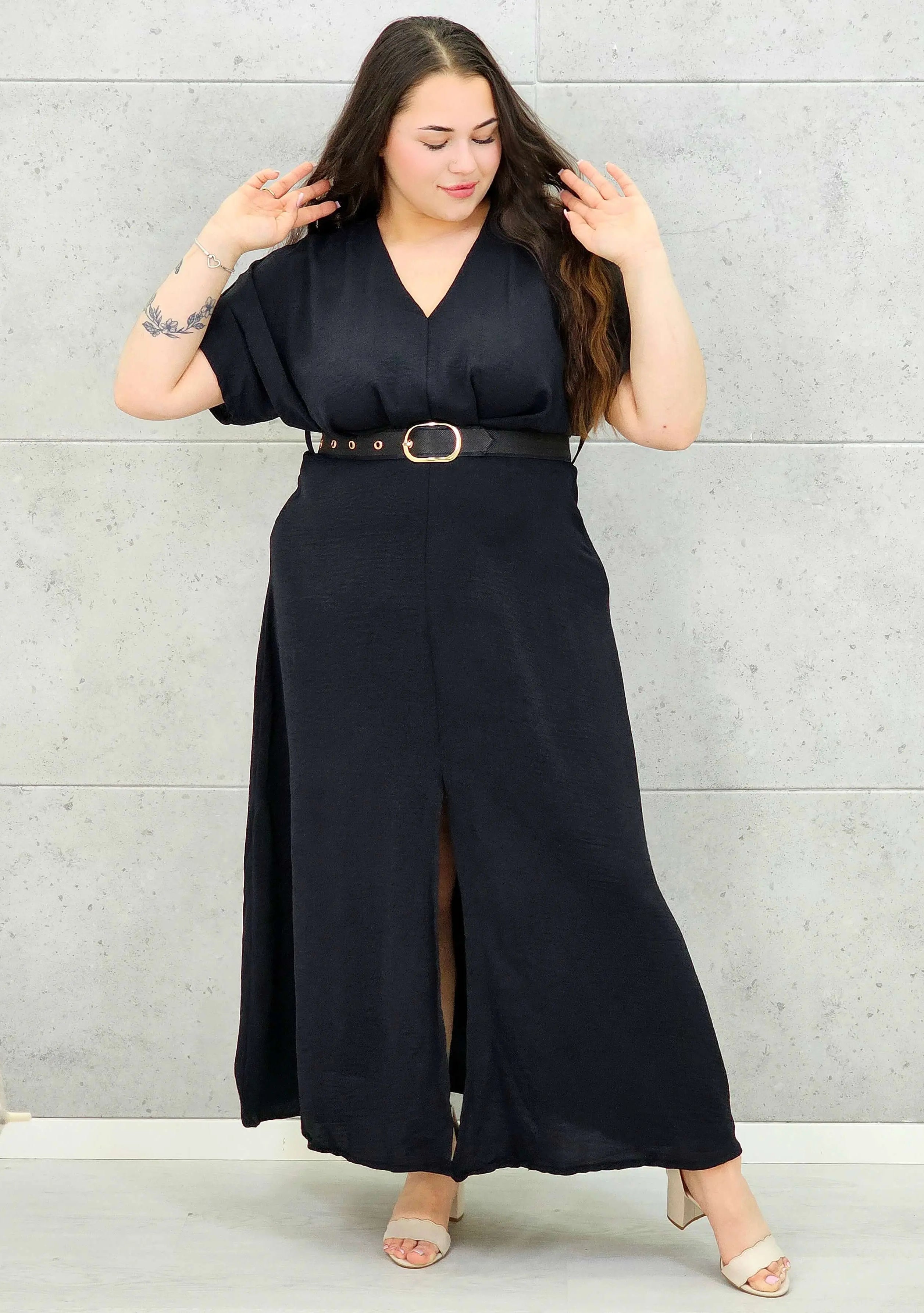 Sukienka plus size z dekoltem V i paskiem w talii Stylowa XL