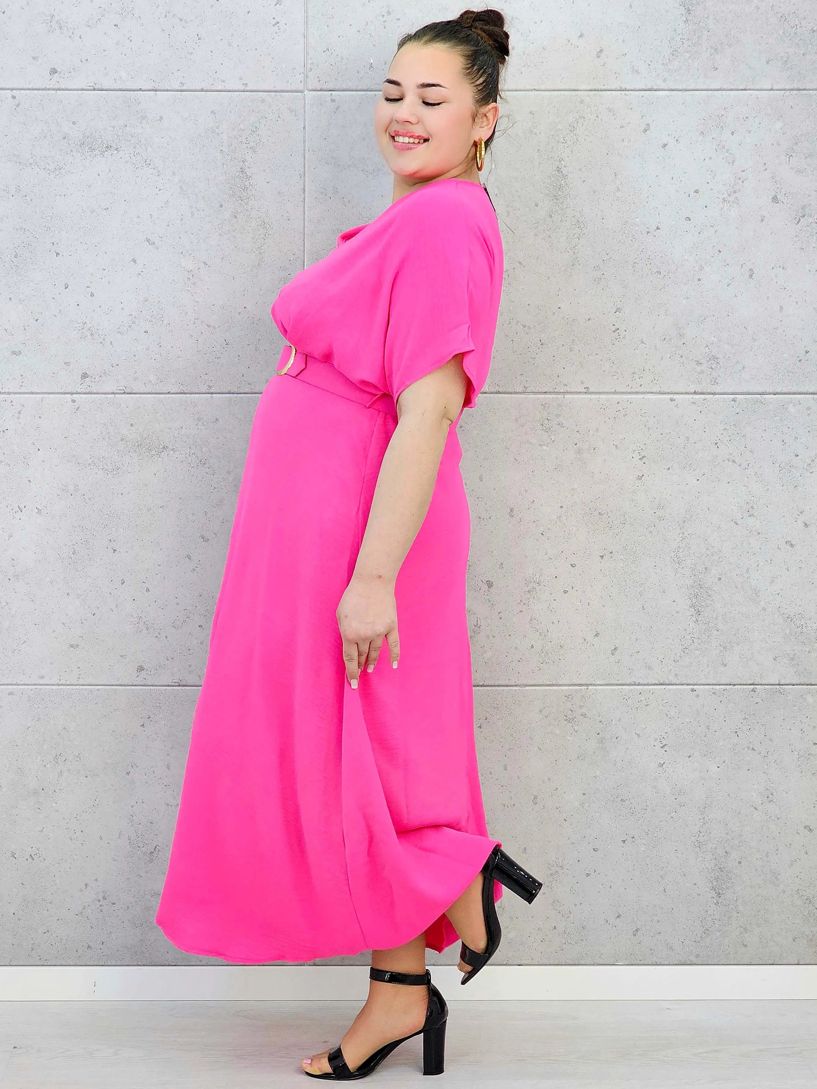 Sukienka plus size z dekoltem V i paskiem w talii Stylowa XL