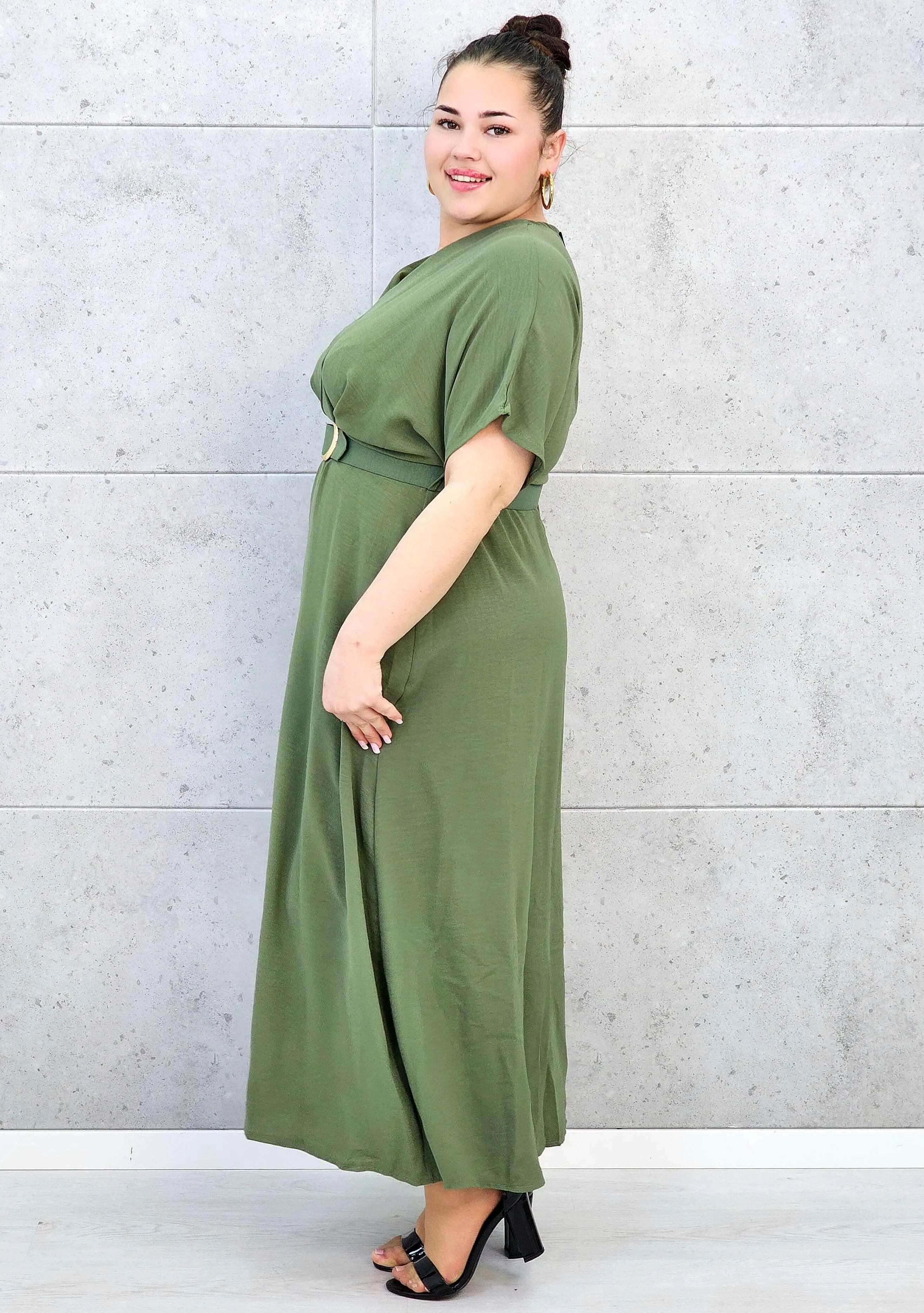 Sukienka plus size z dekoltem V i paskiem w talii Stylowa XL