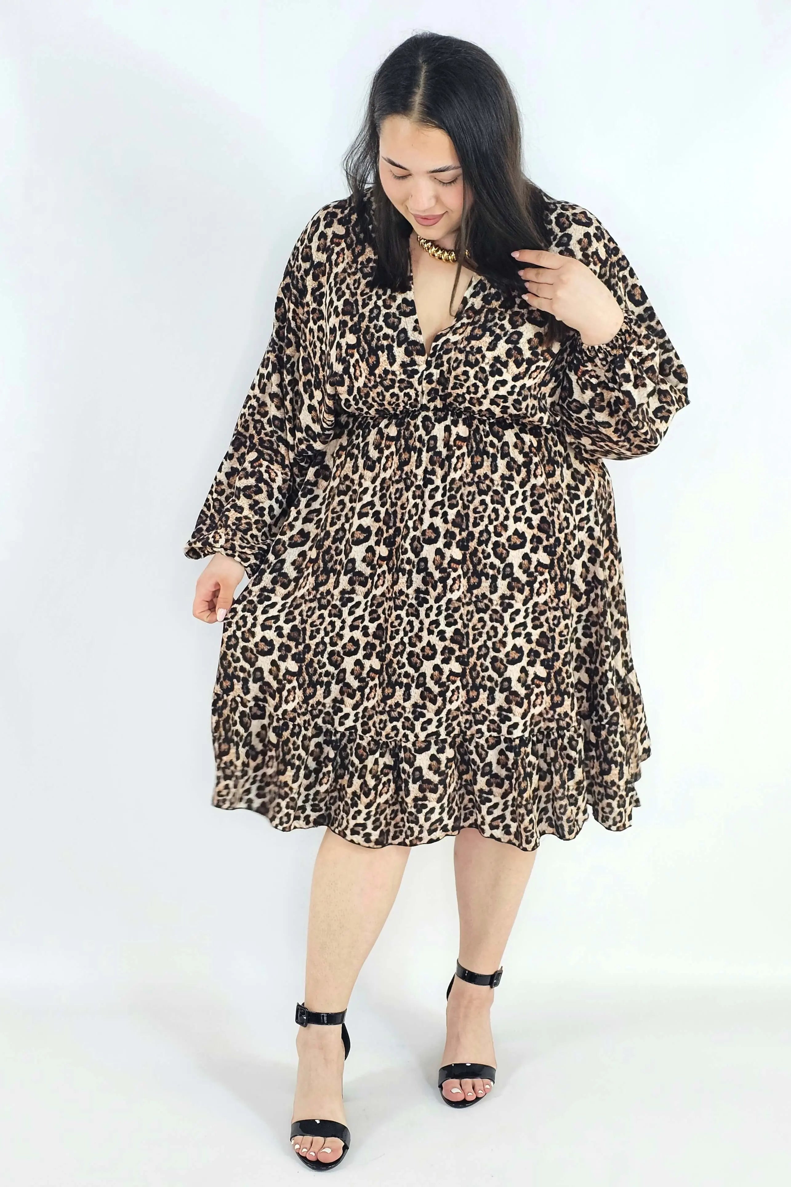 Sukienka plus size z dekoltem V i wiązaniem – lekka sukienka damska XXL z elastyczną talią Stylowa XL