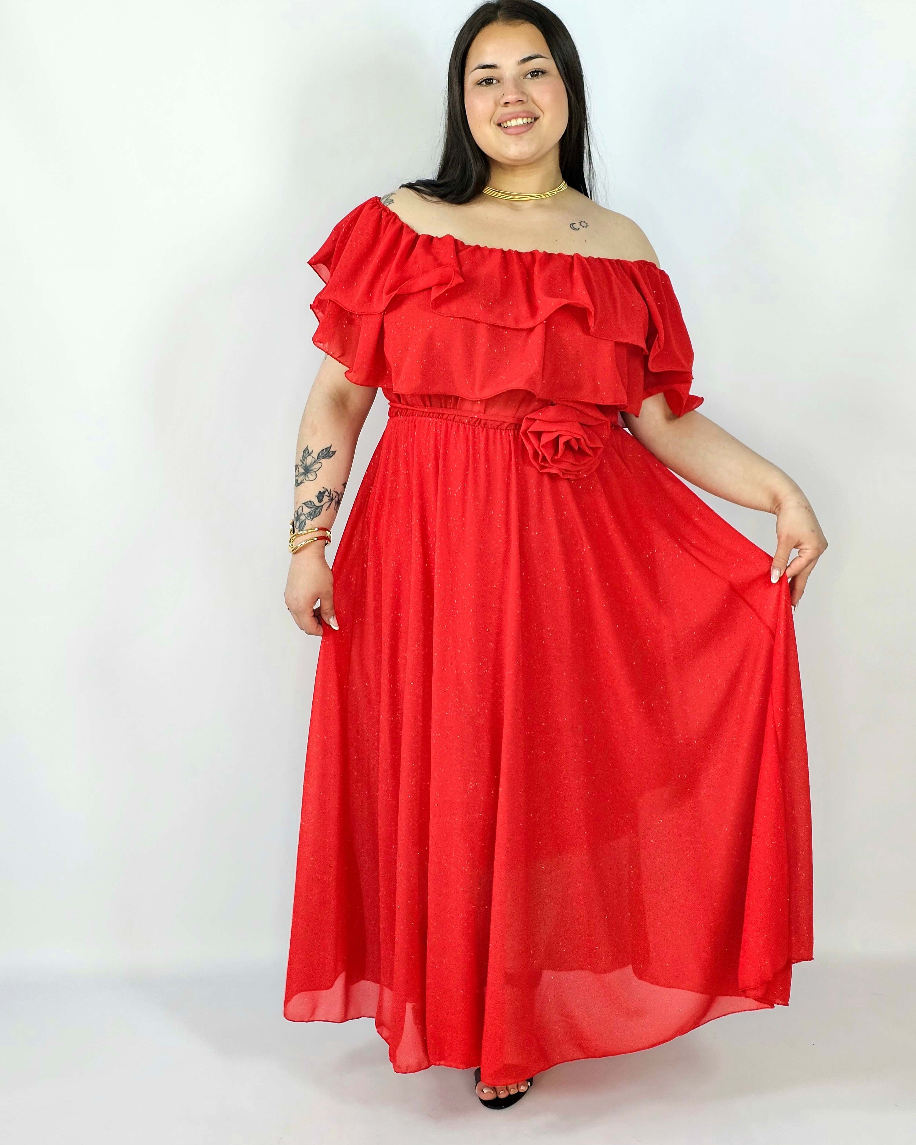 Sukienka plus size z falbanami i subtelnym połyskiem – efekt WOW XXL Stylowa XL