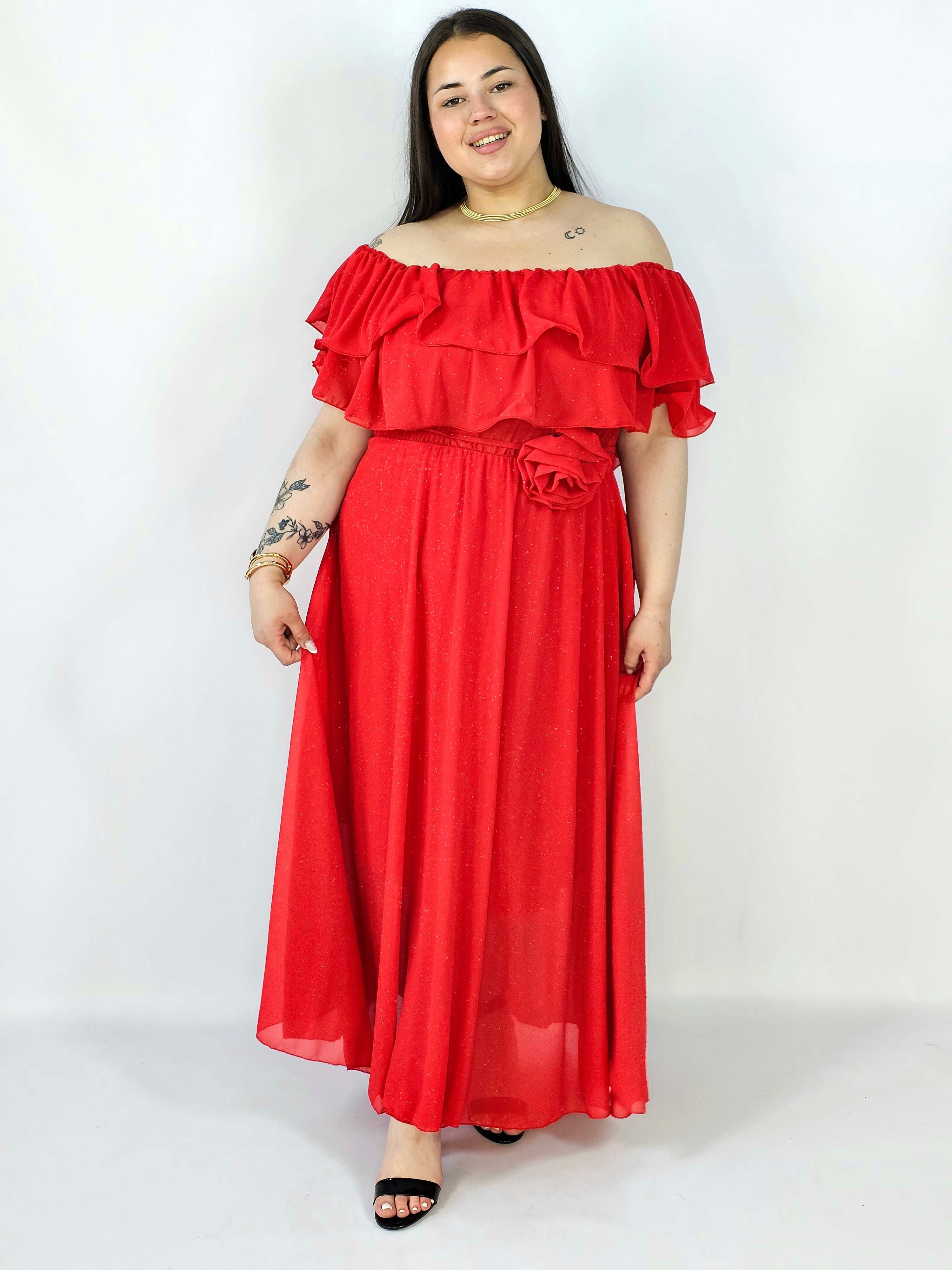 Sukienka plus size z falbanami i subtelnym połyskiem – efekt WOW XXL Stylowa XL