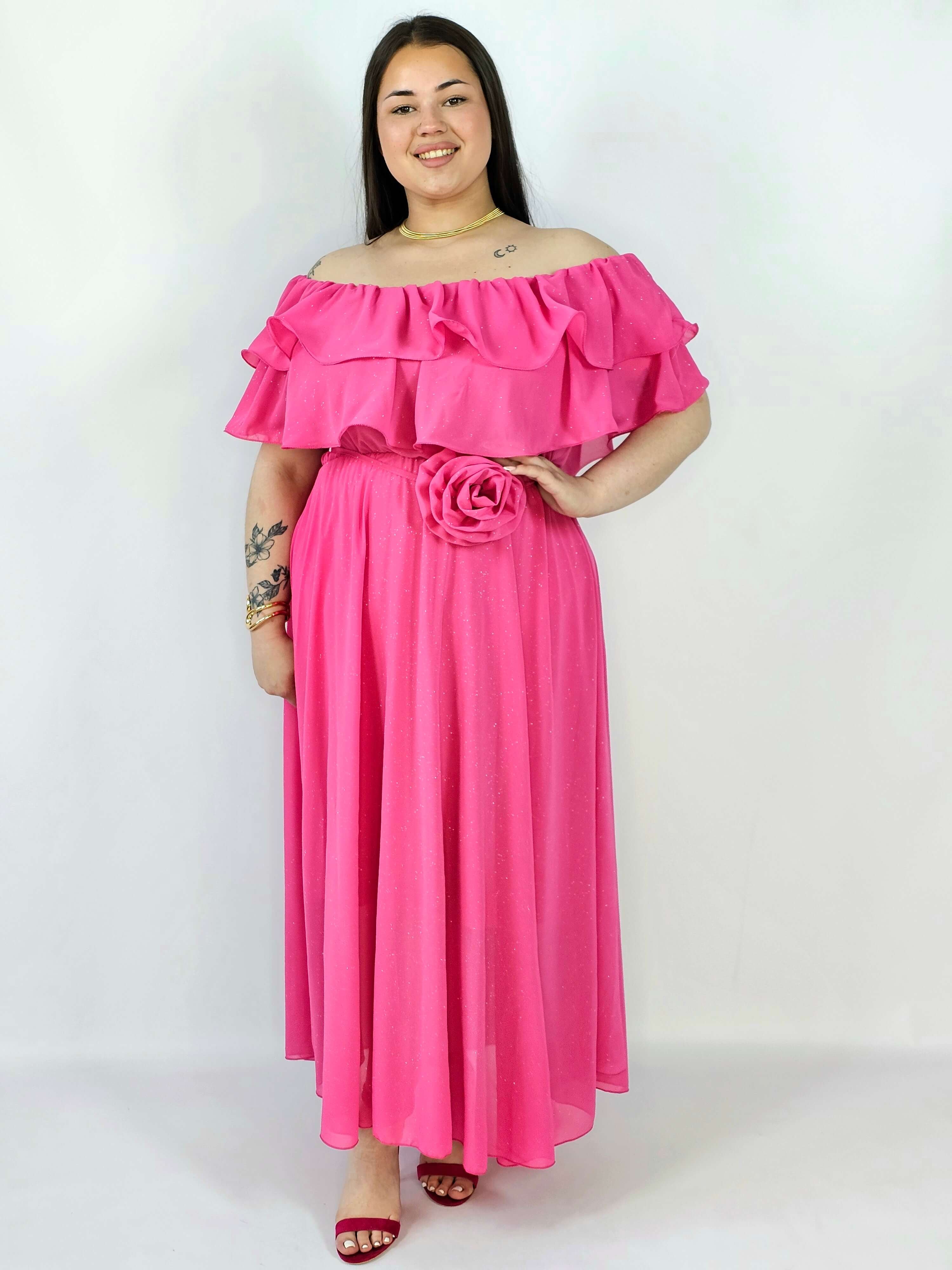 Sukienka plus size z falbanami i subtelnym połyskiem – efekt WOW XXL Stylowa XL