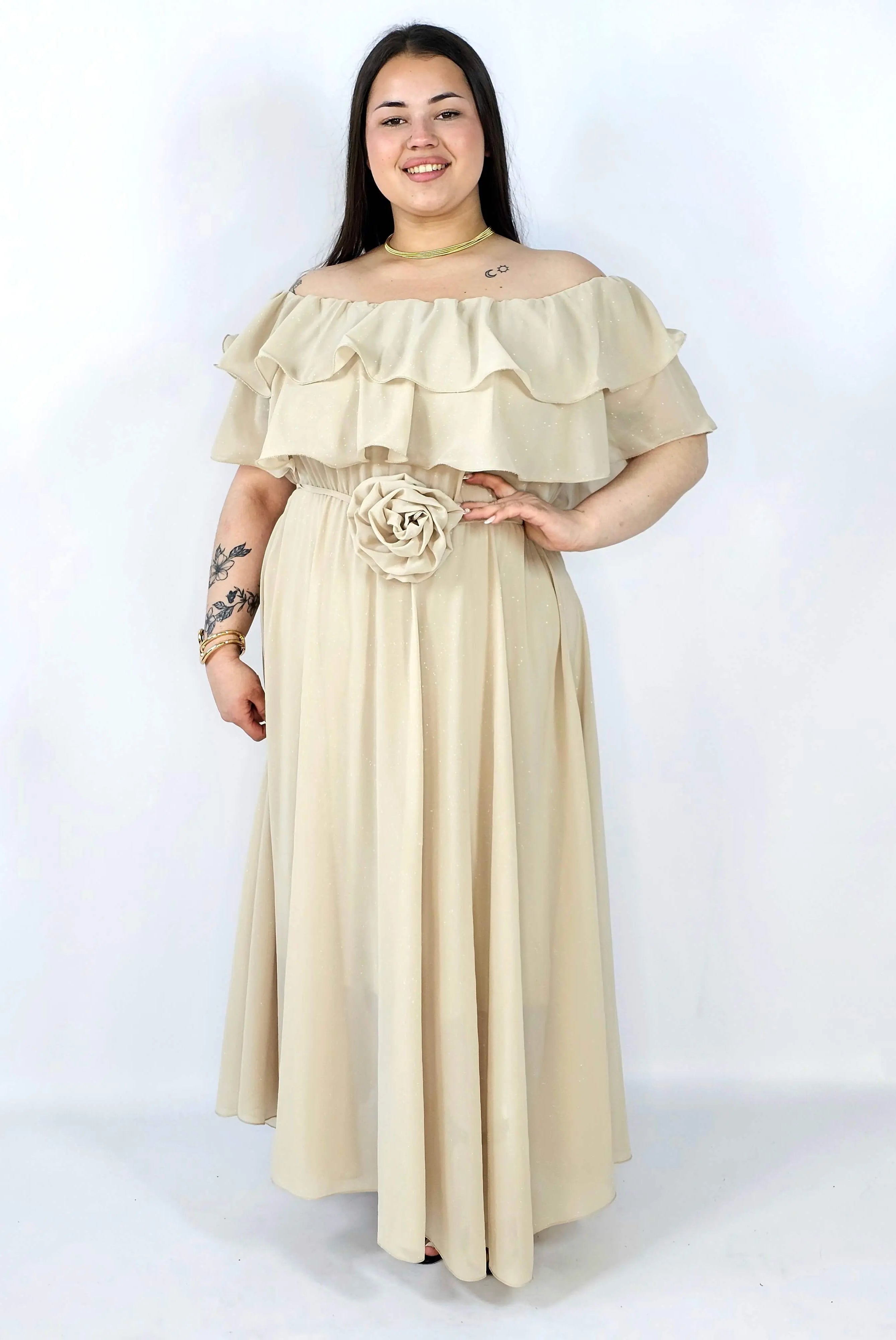 Sukienka plus size z falbanami i subtelnym połyskiem – efekt WOW XXL Stylowa XL