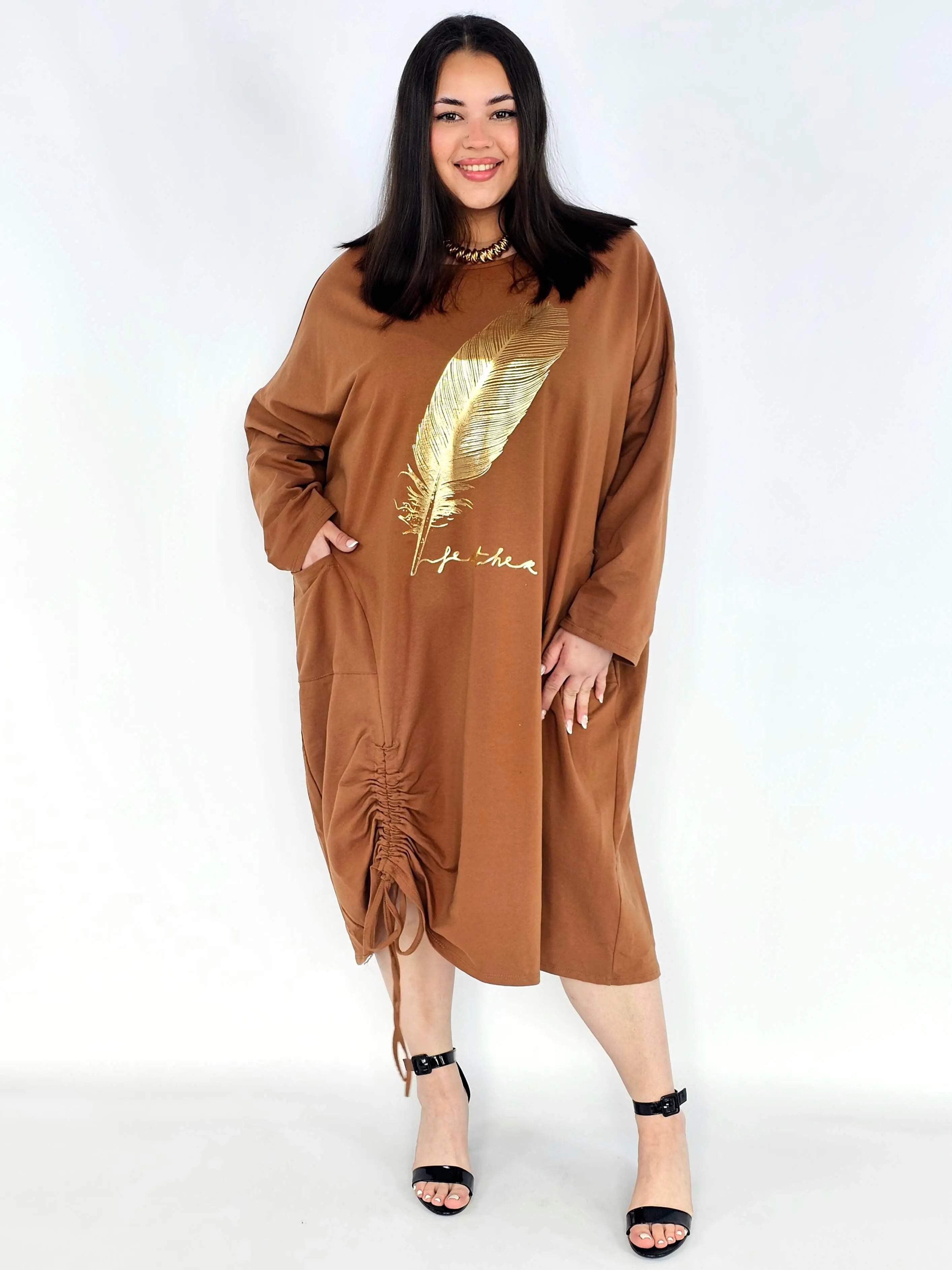 Sukienka plus size z nadrukiem pióra – modna sukienka XXL oversize Stylowa XL