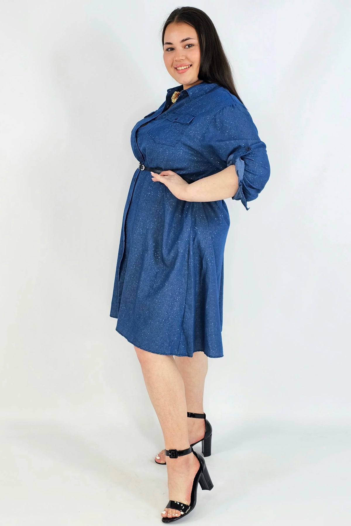 Sukienka plus size, która łączy luz z elegancją Stylowa XL