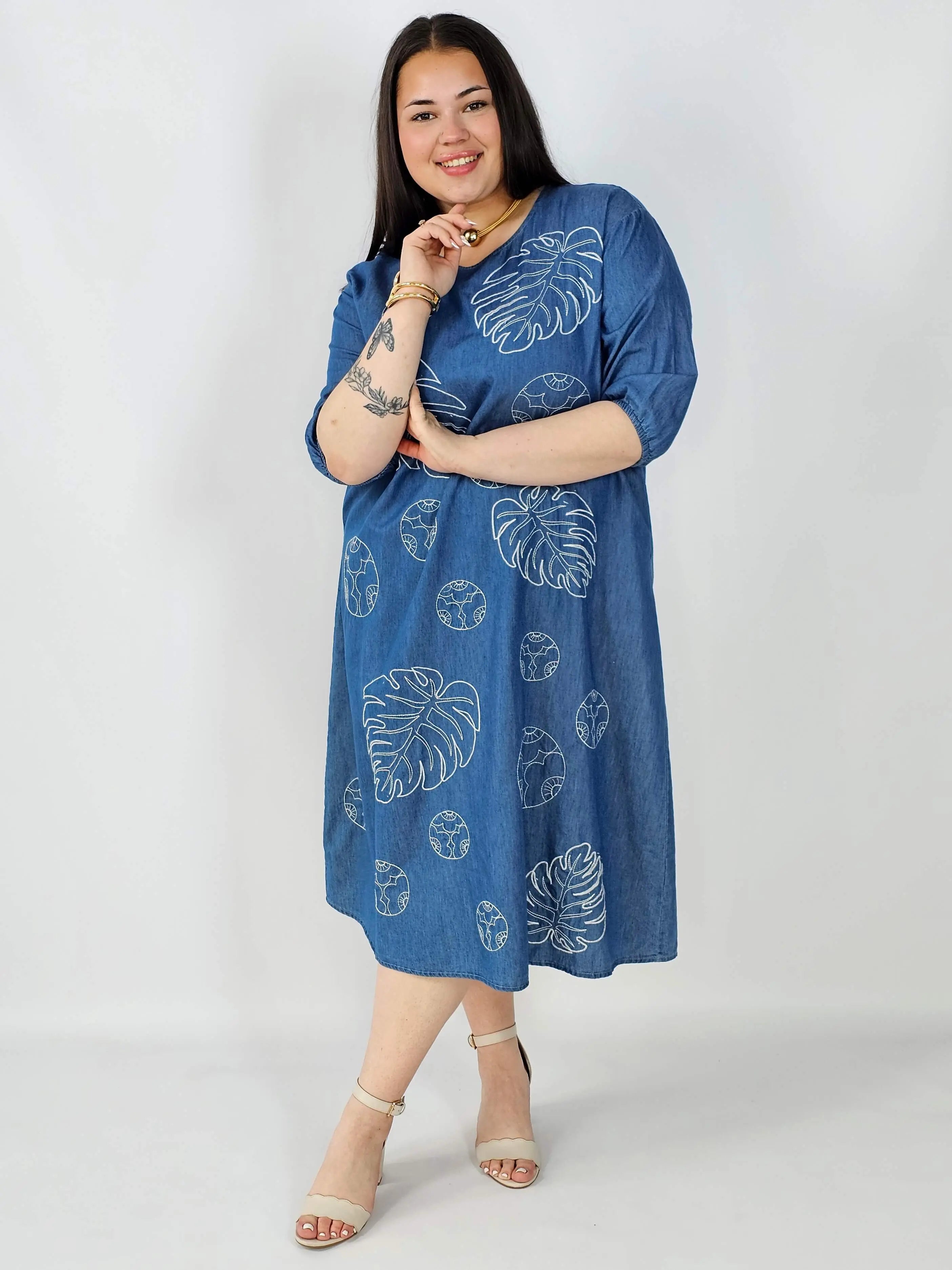 Sukienka plus size, którą nosi się dla wygody, a nie tylko „na wyjście” Stylowa XL