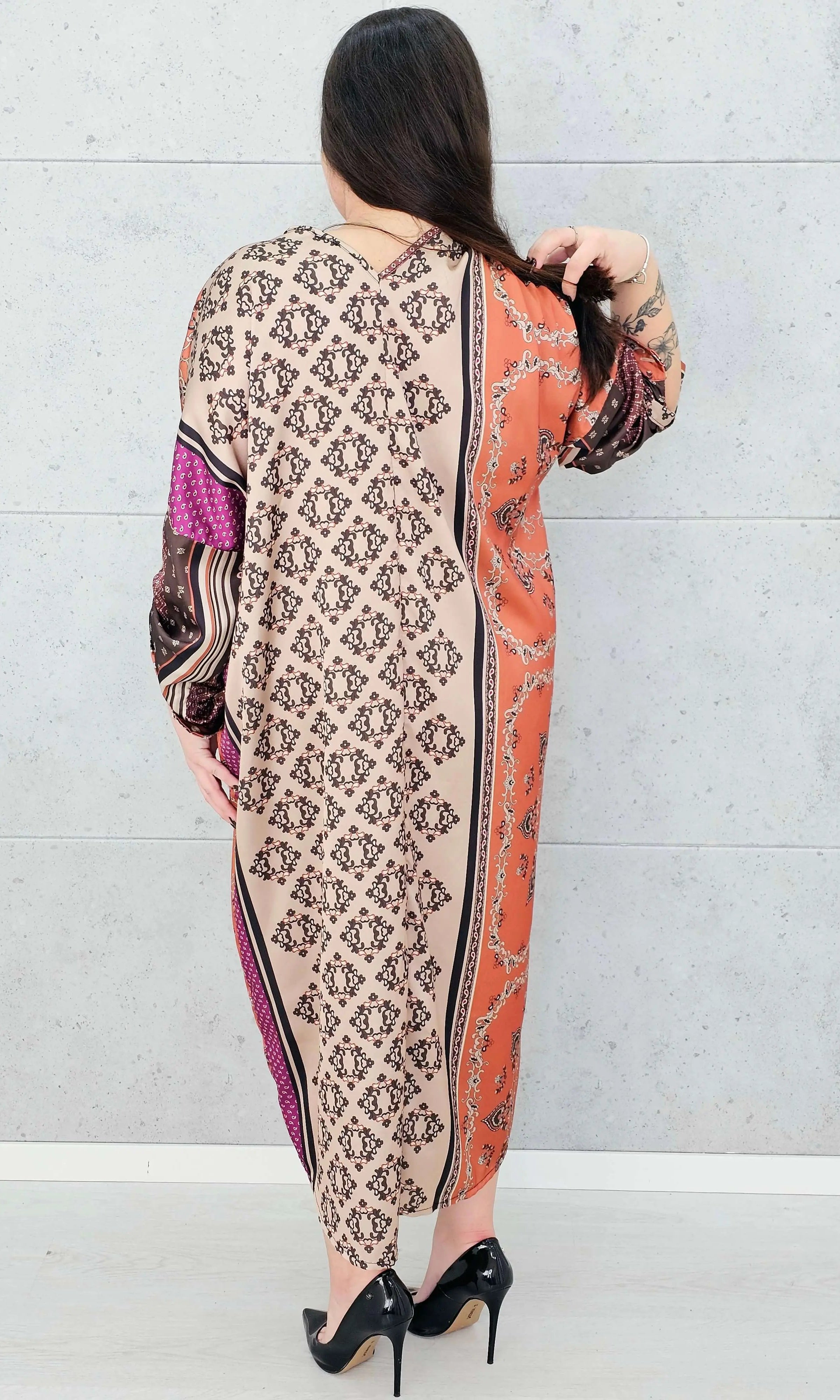 Sukienka w stylu boho z lekkiego materiał – moda dla kobiet plus size Stylowa XL