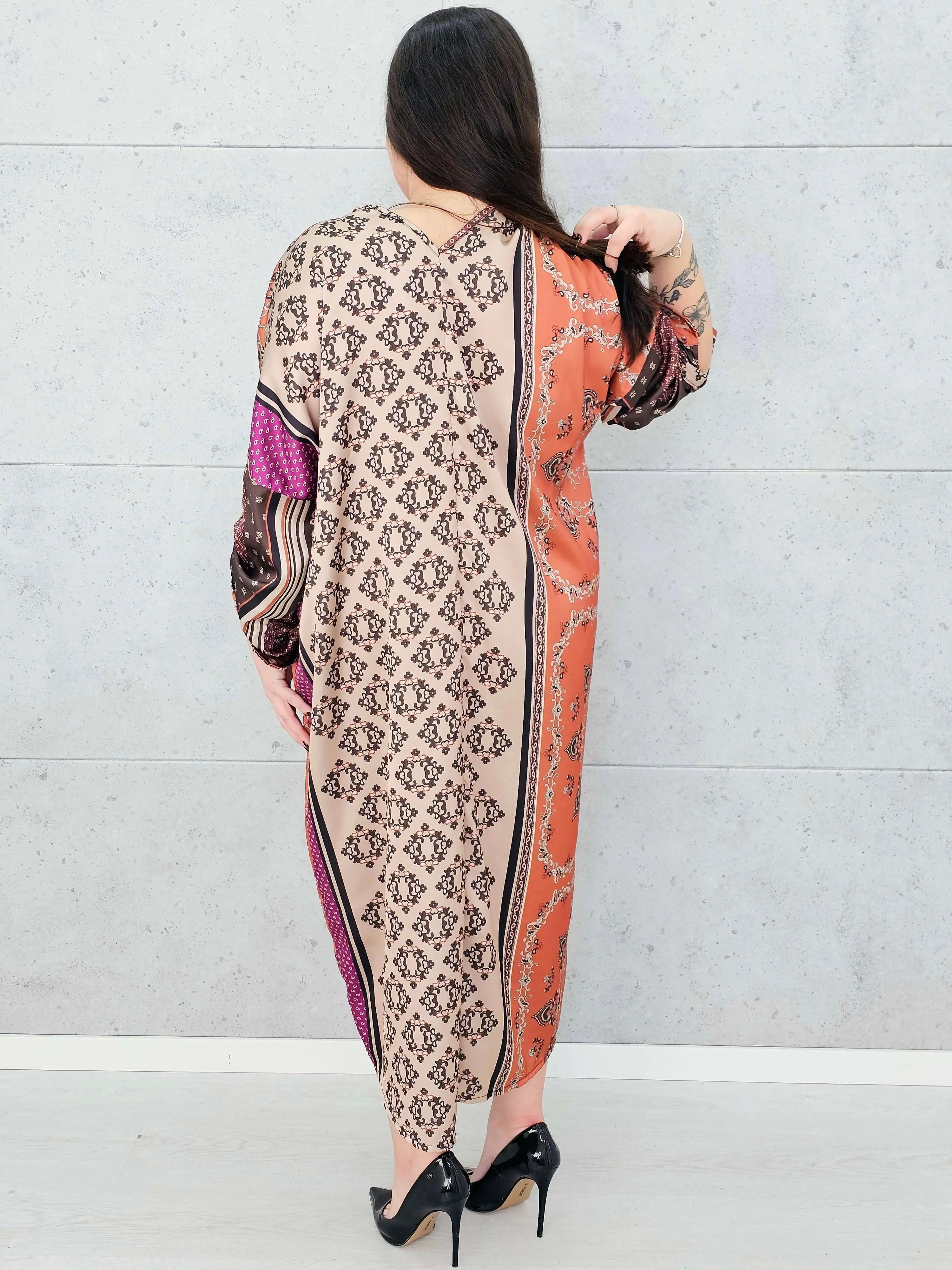 Sukienka w stylu boho z lekkiego materiał – moda dla kobiet plus size Stylowa XL