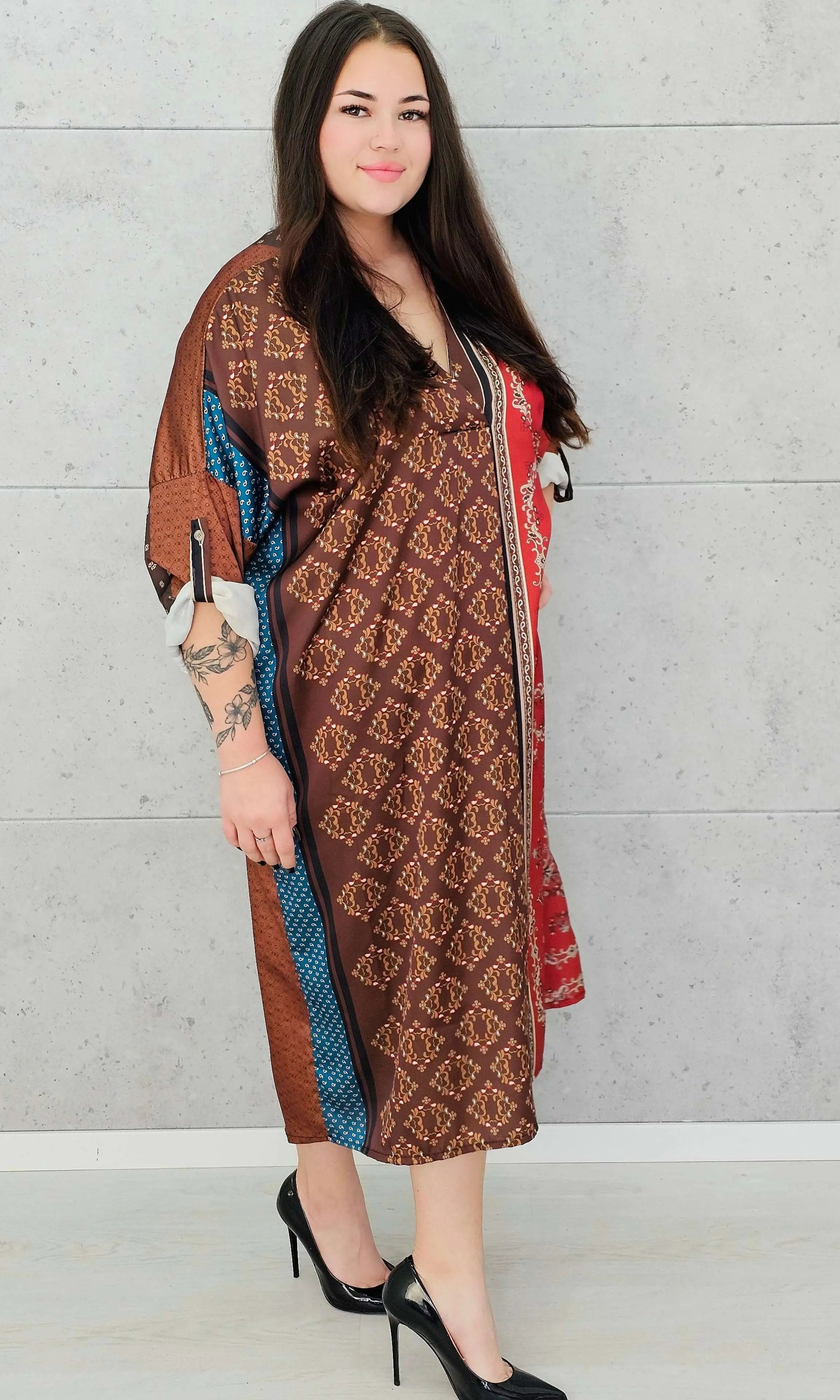 Sukienka w stylu boho z lekkiego materiał – moda dla kobiet plus size Stylowa XL