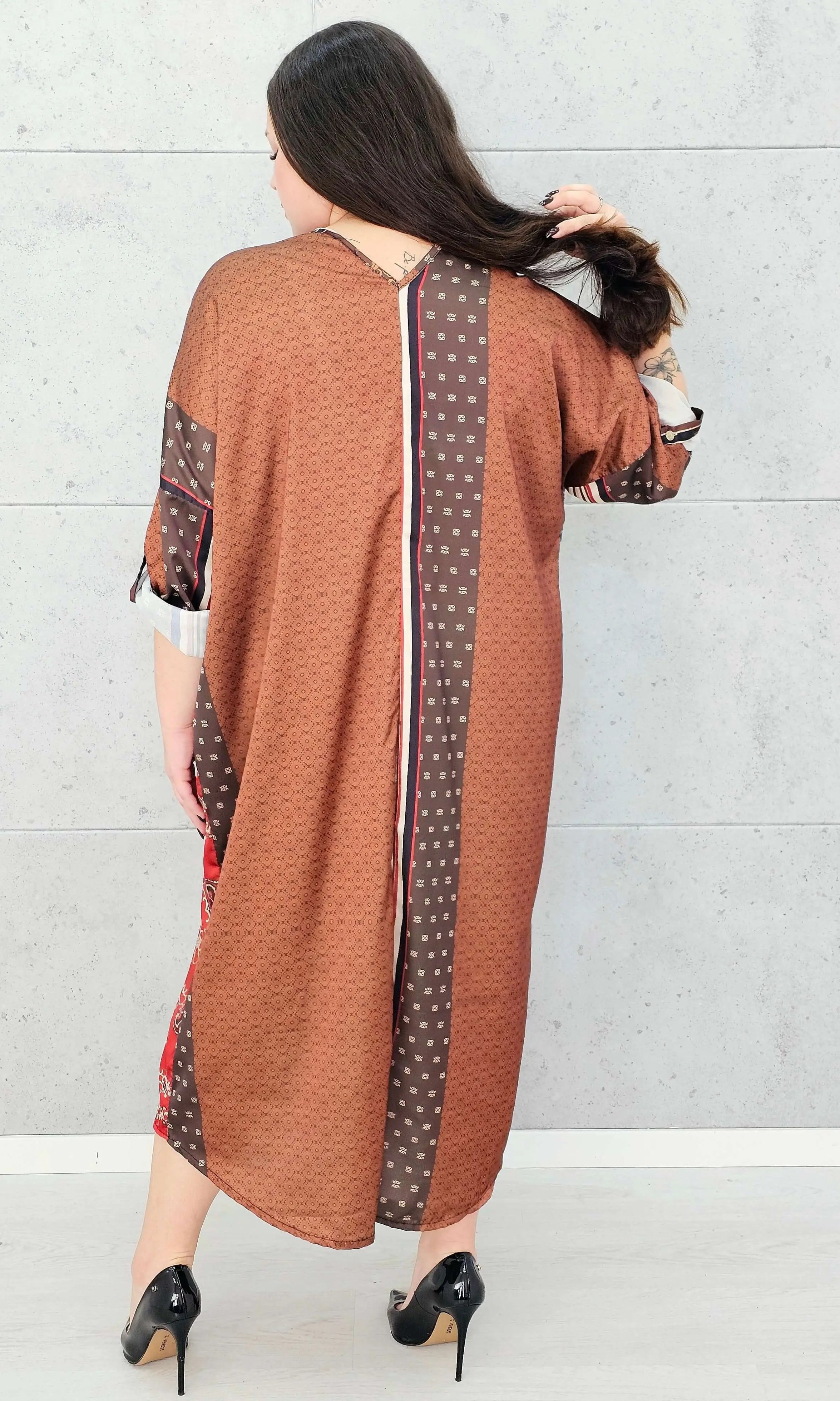 Sukienka w stylu boho z lekkiego materiał – moda dla kobiet plus size Stylowa XL