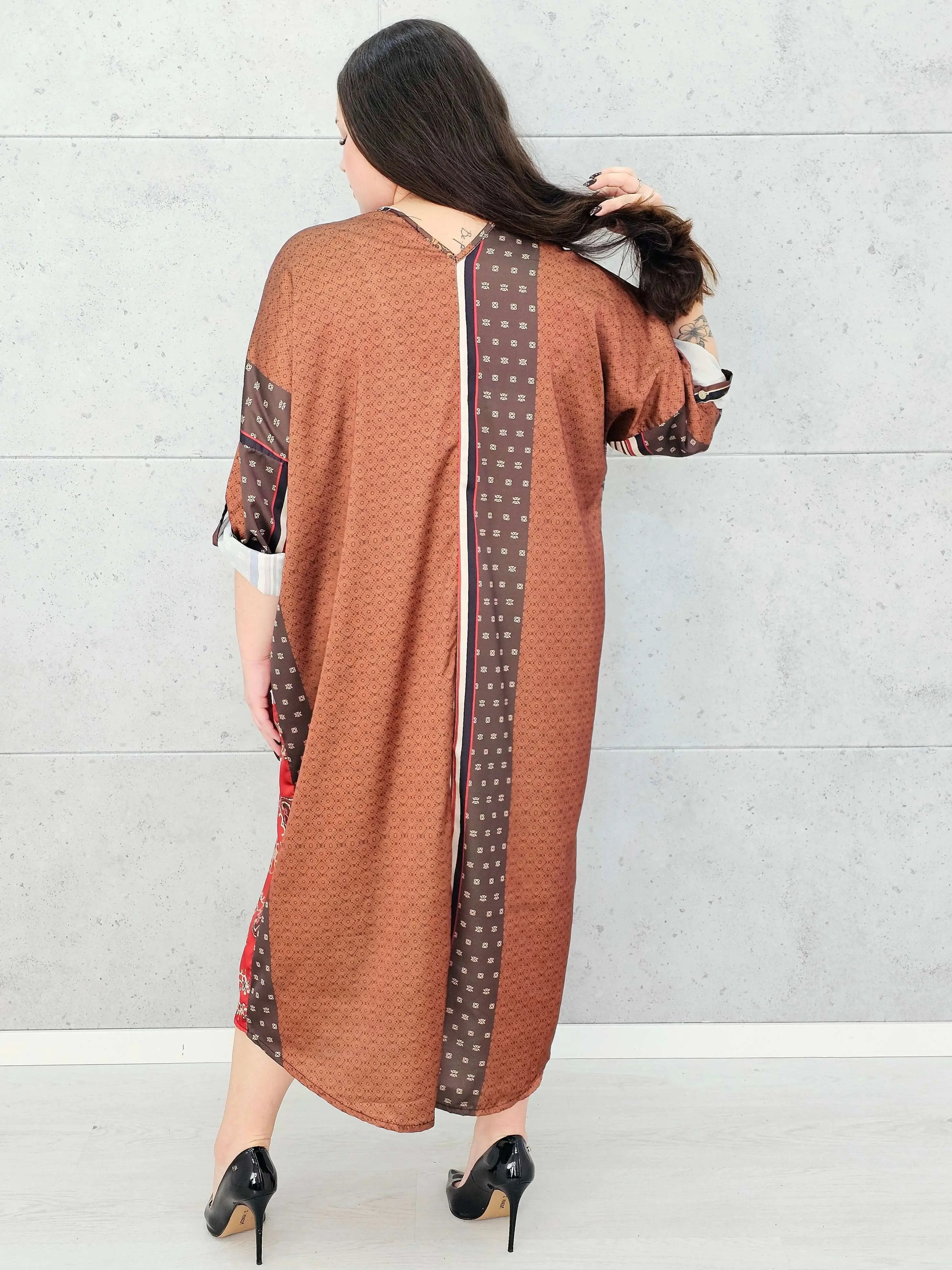 Sukienka w stylu boho z lekkiego materiał – moda dla kobiet plus size Stylowa XL