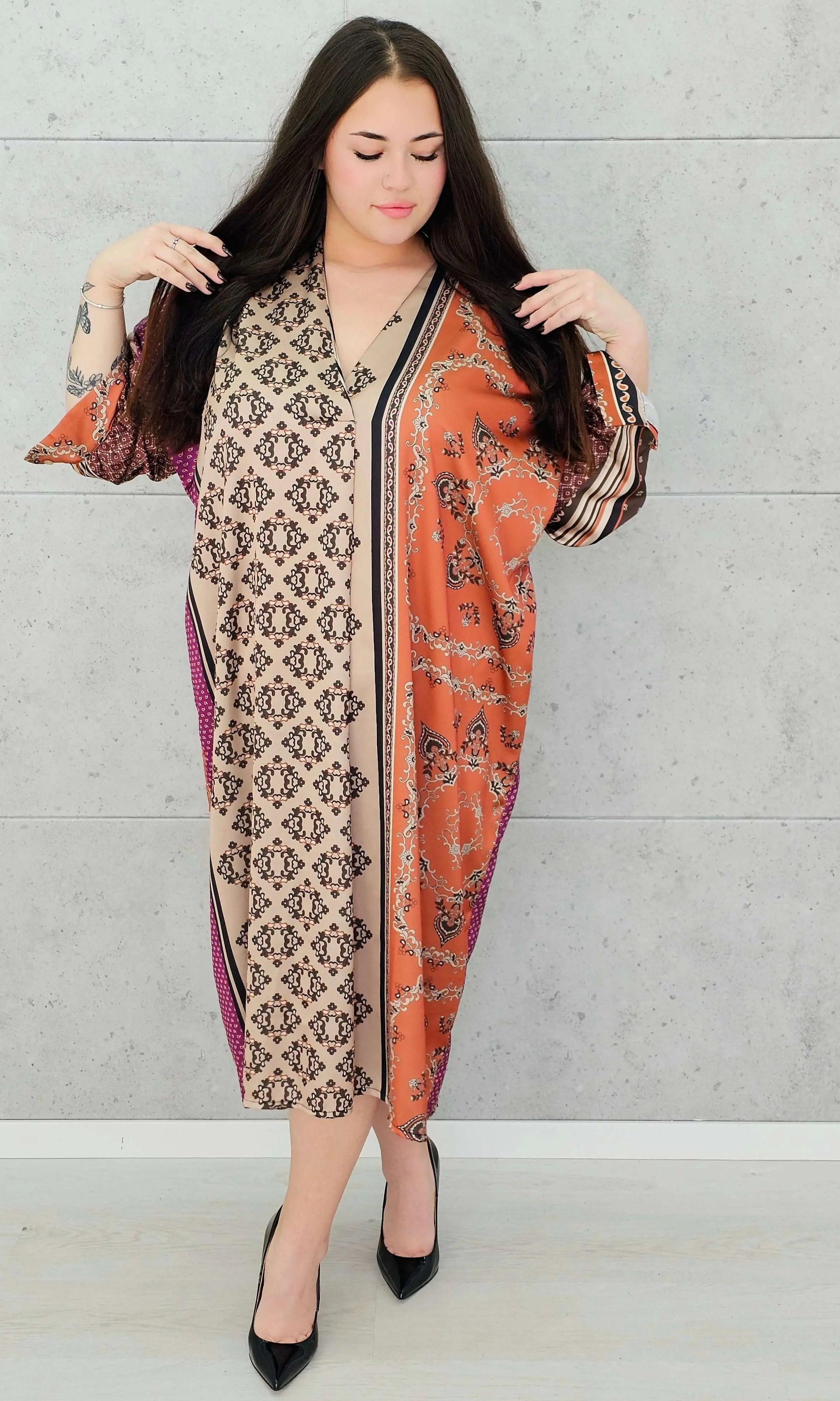 Sukienka w stylu boho z lekkiego materiał – moda dla kobiet plus size Stylowa XL