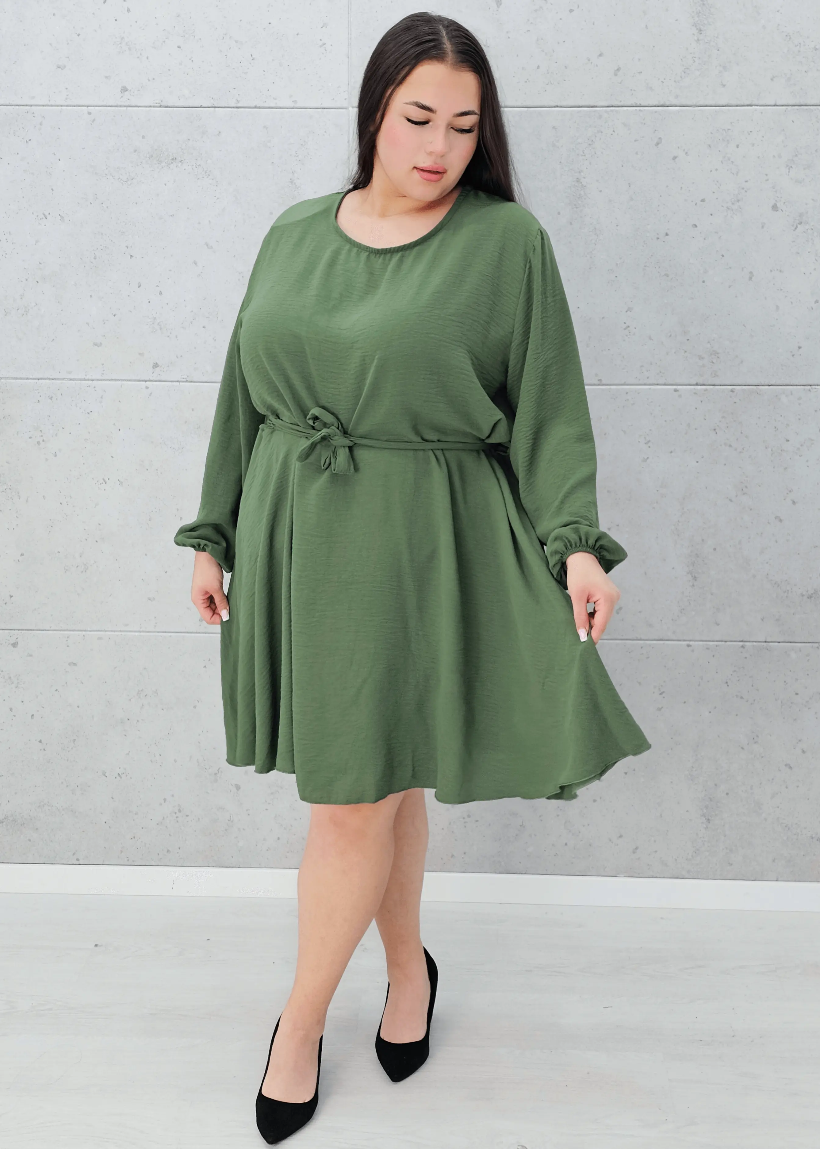 Sukienka wiązana w tali Stylowa XL