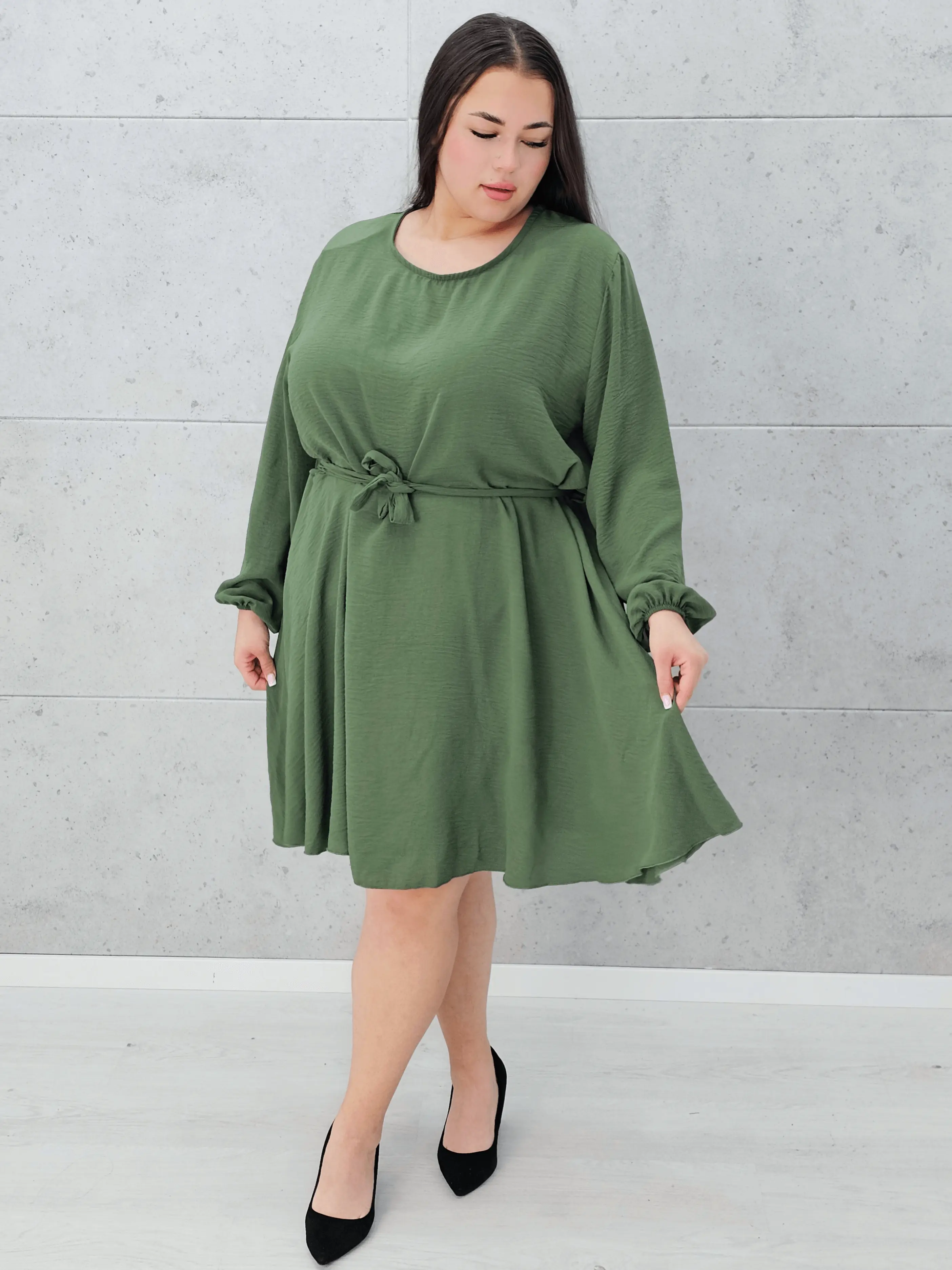 Sukienka wiązana w tali Stylowa XL