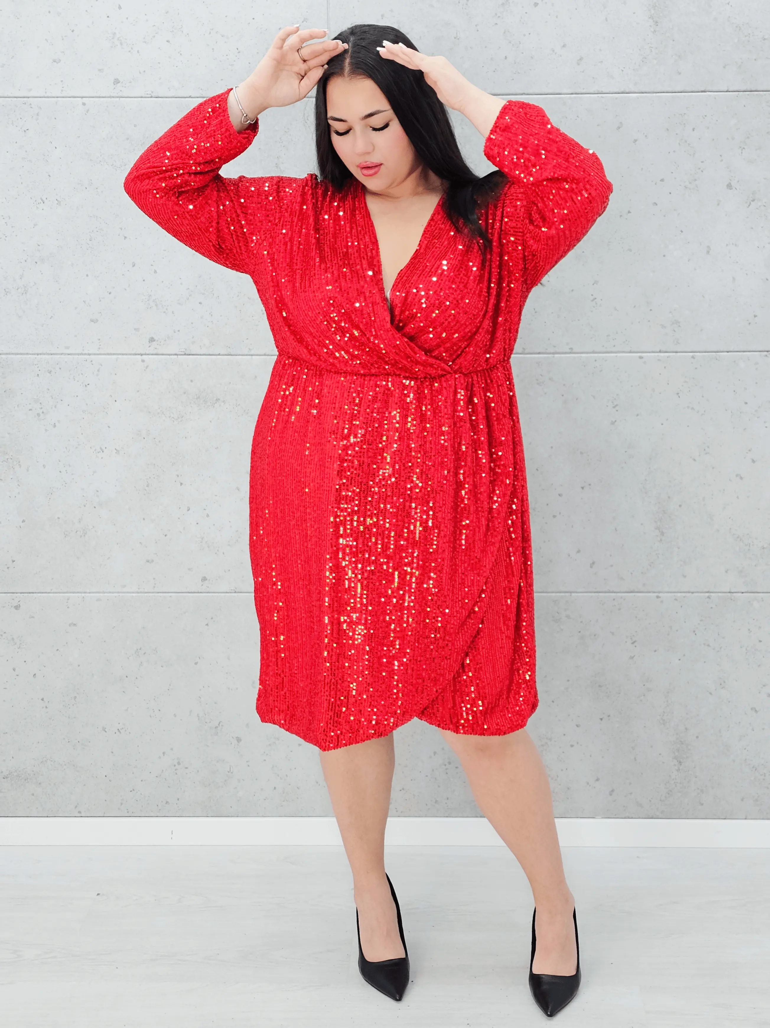 Sukienka z cekinami Stylowa XL