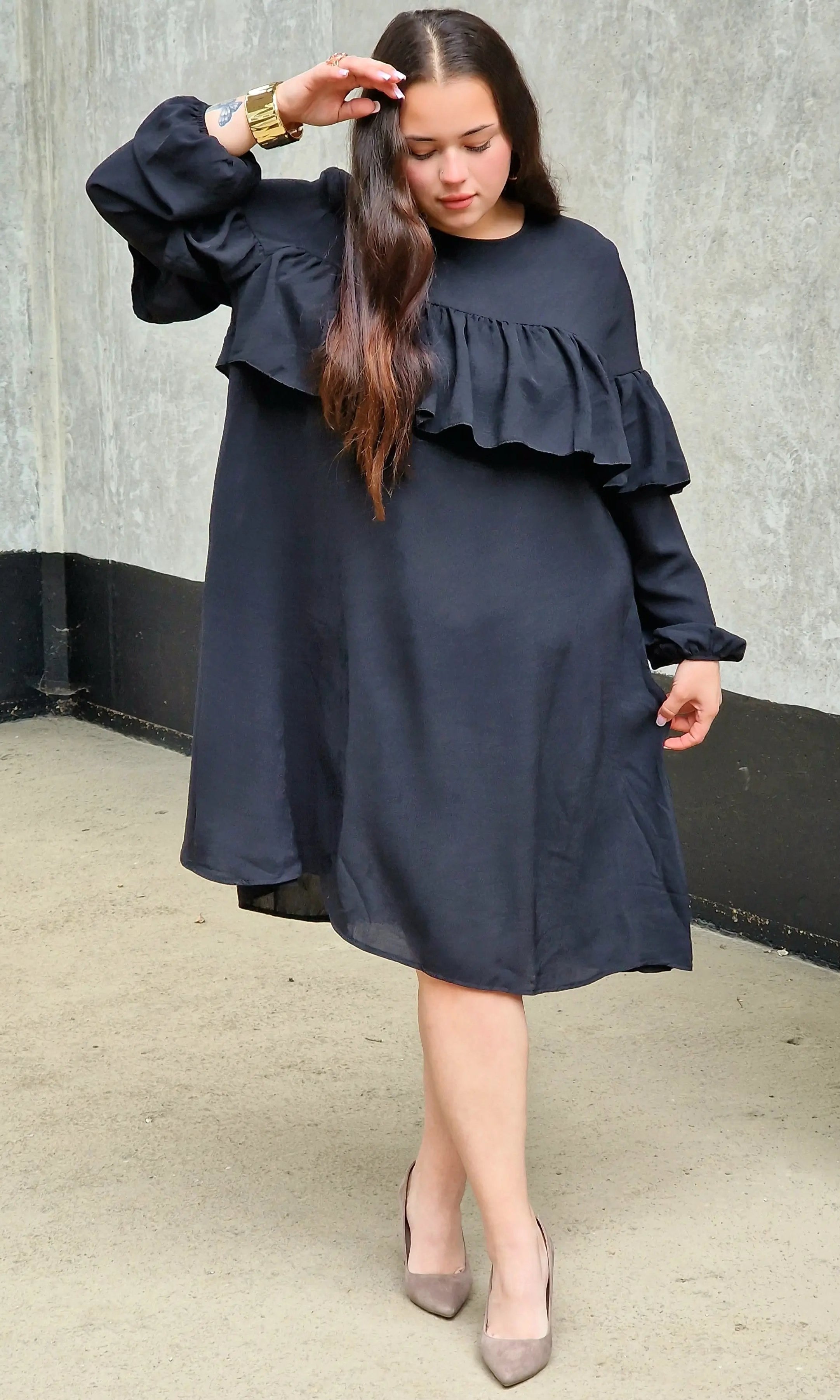 Sukienka z falbaną Stylowa XL