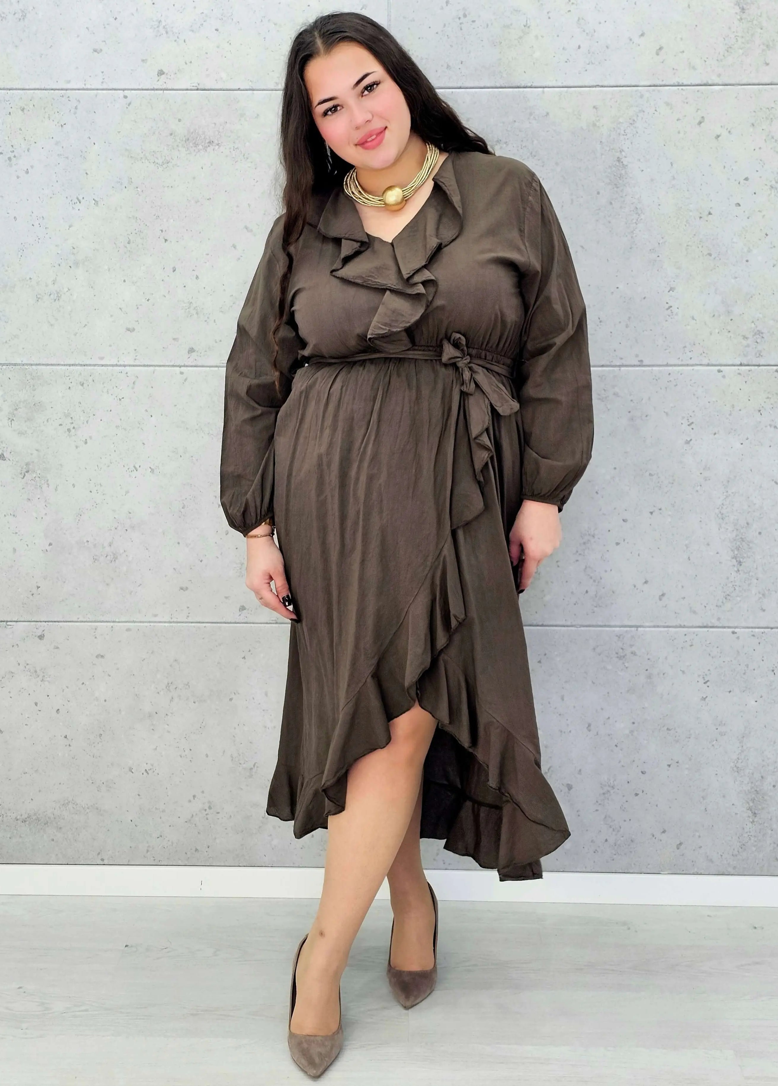 Sukienka z falbanką - Moda Plus Size - Stylowa XL