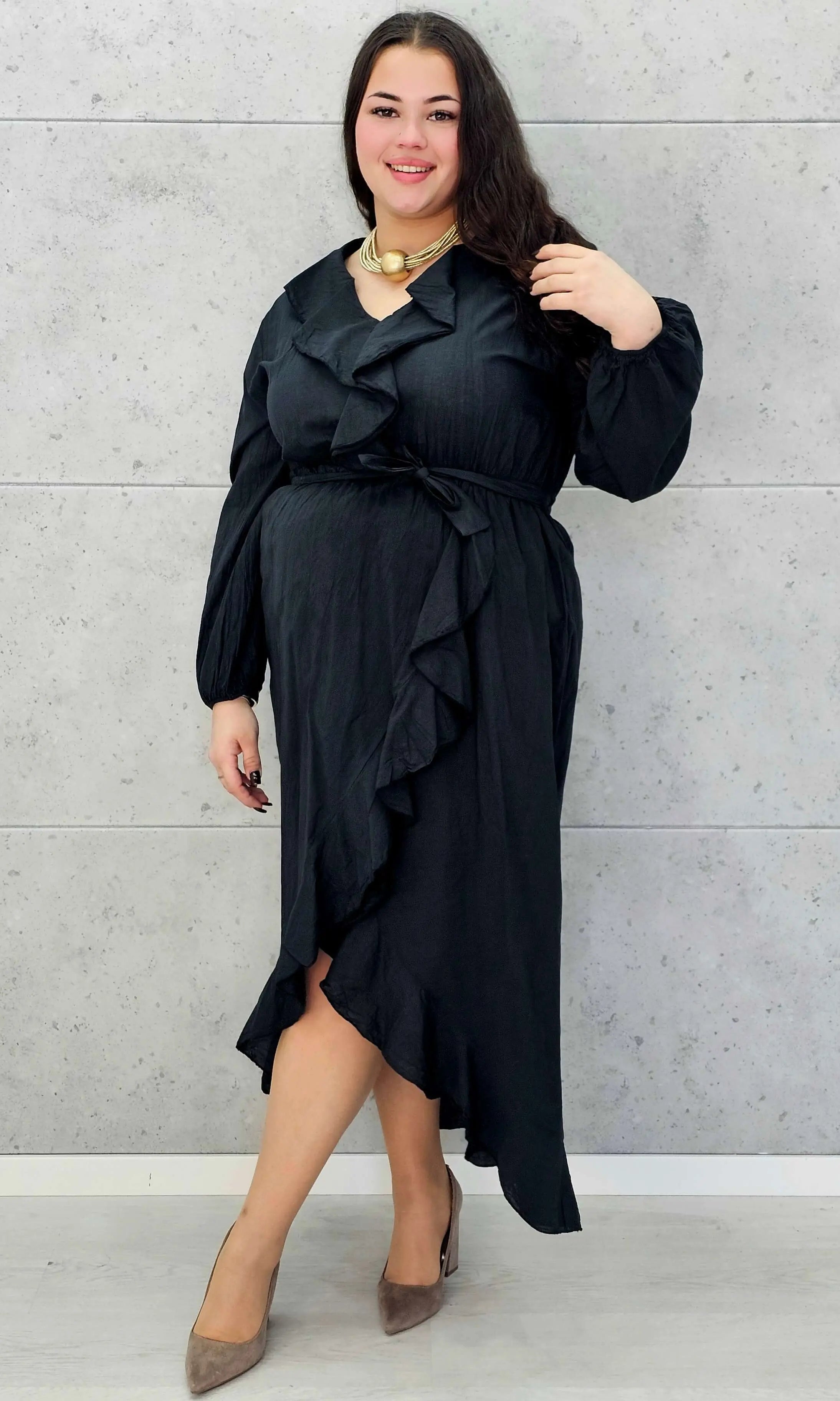 Sukienka z falbanką - Moda Plus Size - Stylowa XL